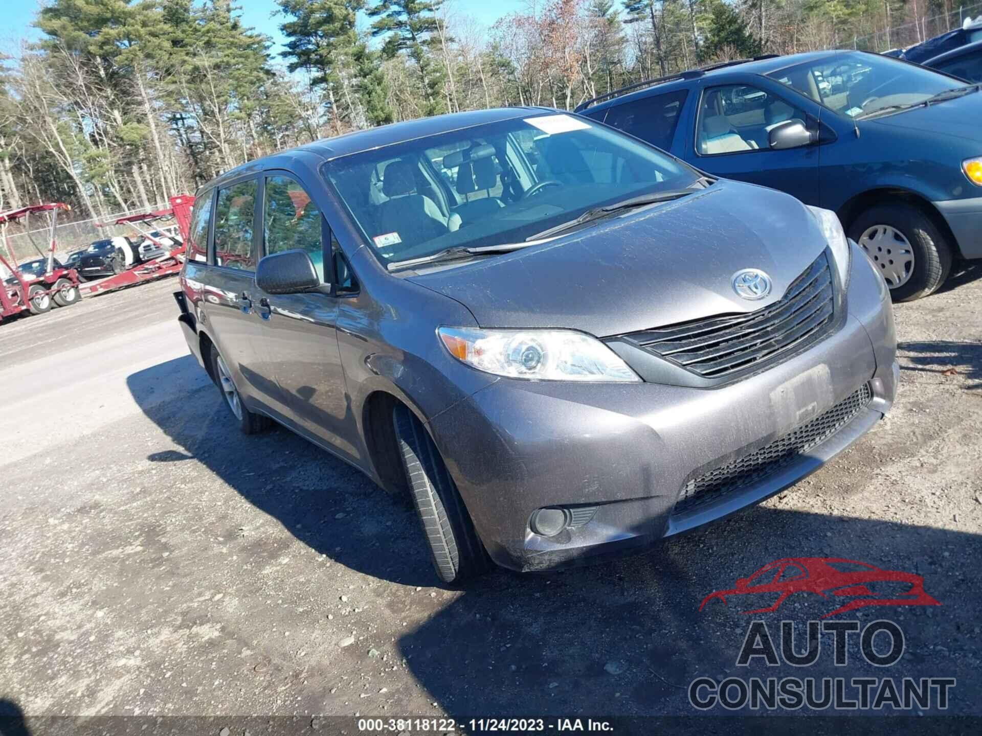 TOYOTA SIENNA 2017 - 5TDZZ3DC0HS896571