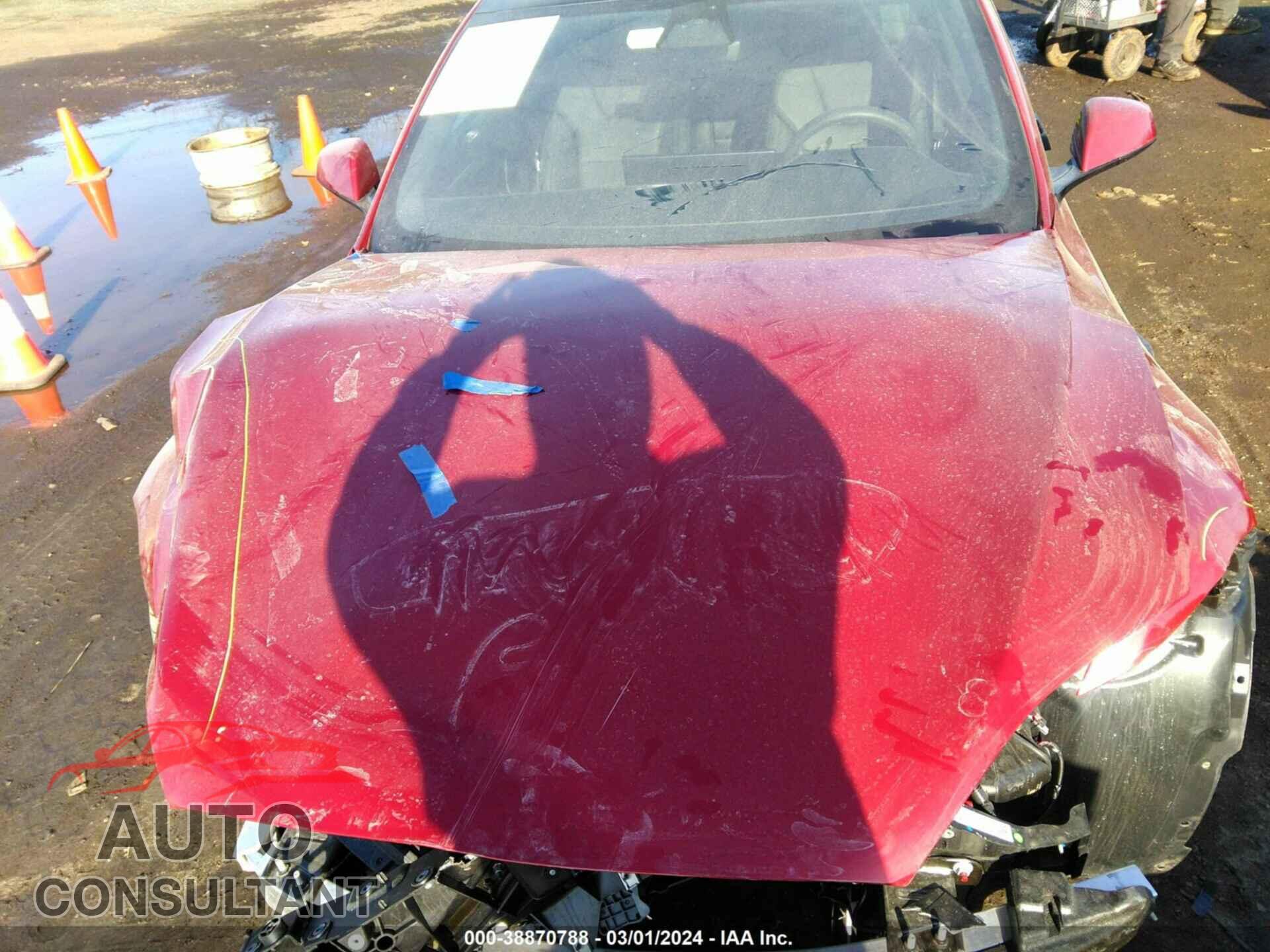 TESLA MODEL S 2023 - 5YJSA1E53PF525937