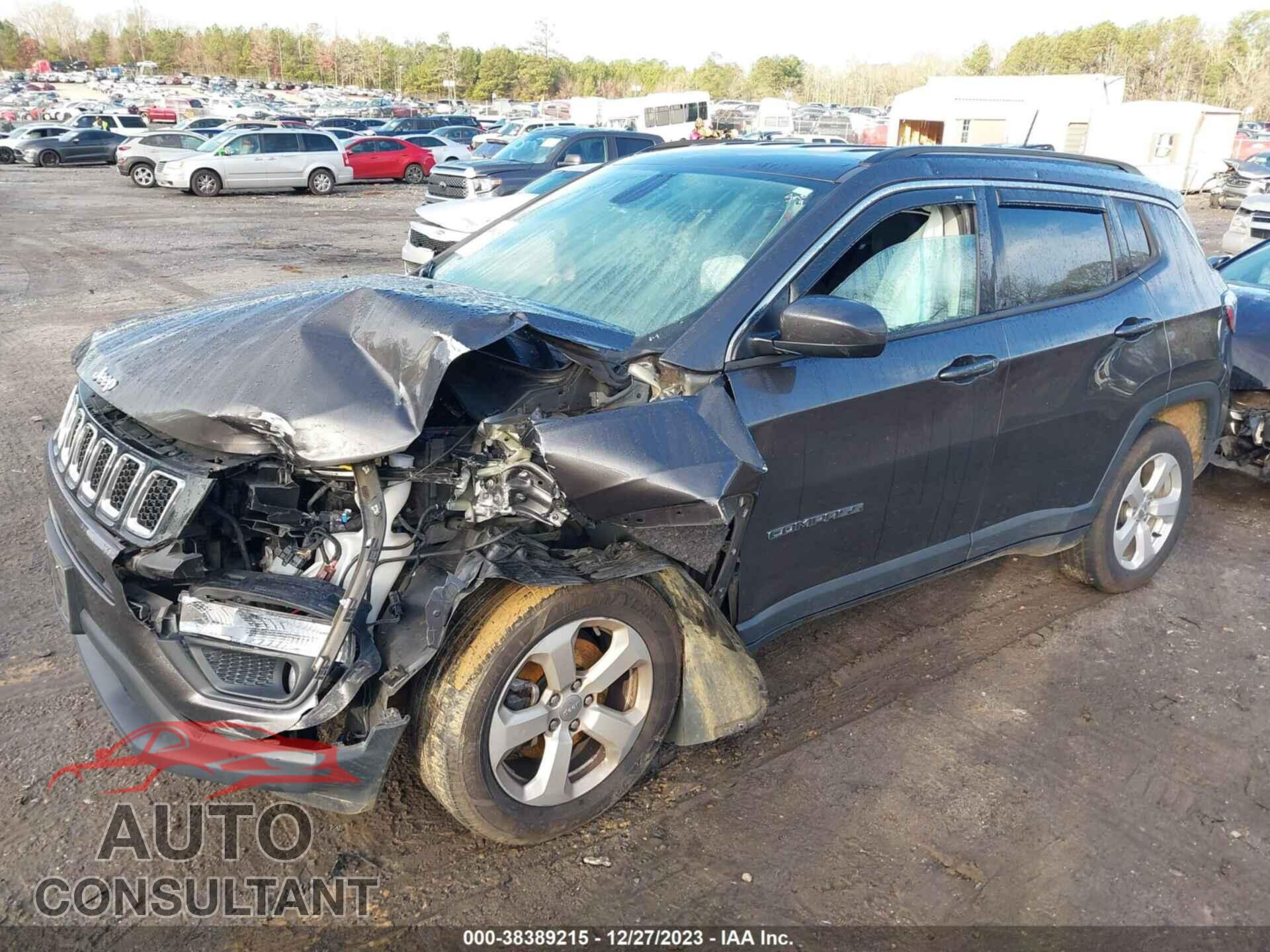 JEEP COMPASS 2018 - 3C4NJDBB4JT115004