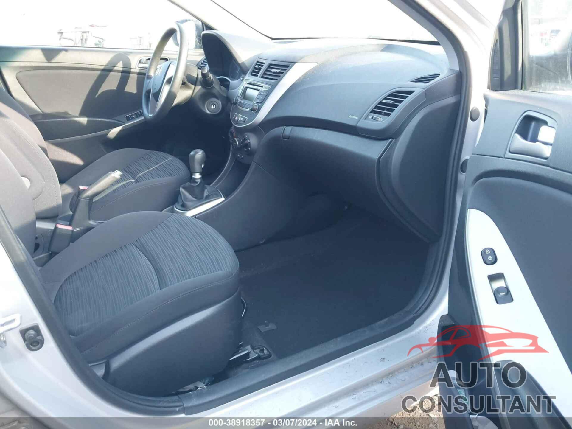 HYUNDAI ACCENT 2017 - KMHCT5AE6HU336277