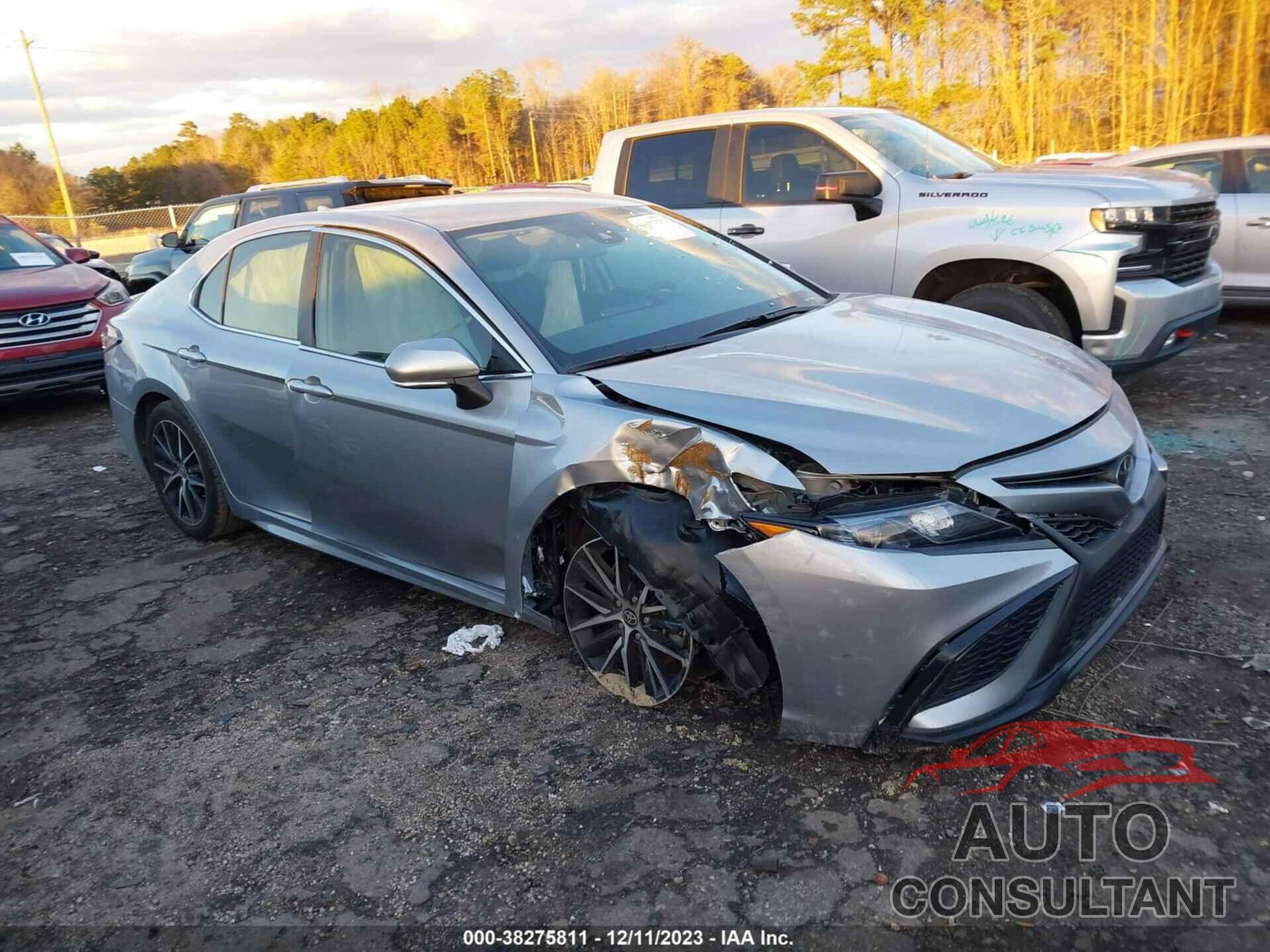 TOYOTA CAMRY 2023 - 4T1G11AKXPU824894