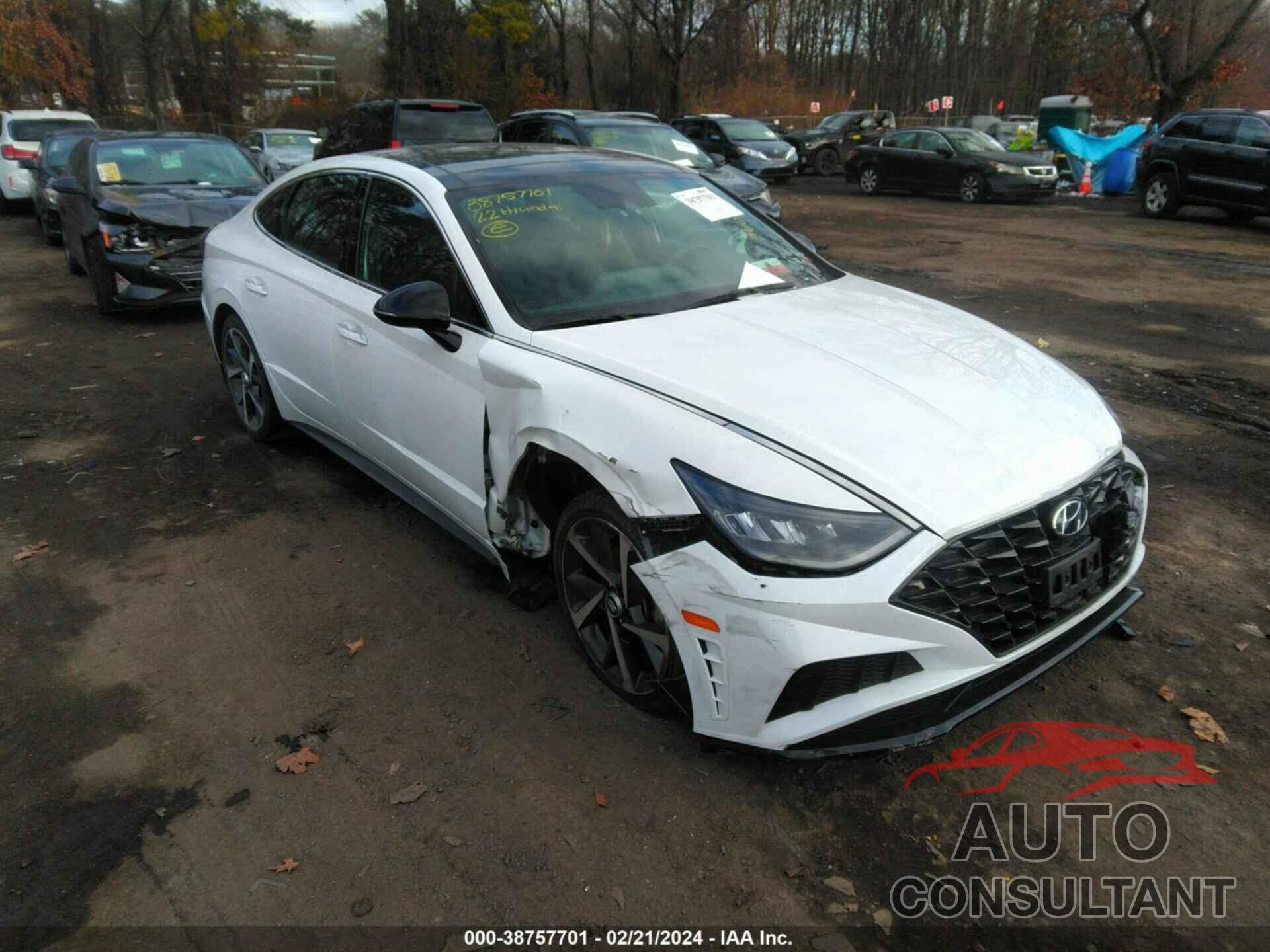 HYUNDAI SONATA 2022 - 5NPEJ4J27NH139515