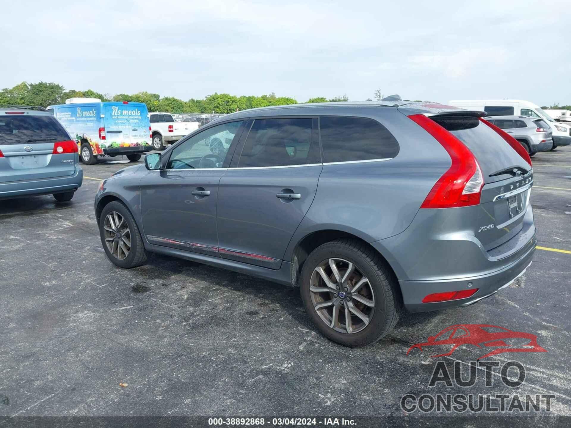 VOLVO XC60 2016 - YV4612RK4G2861068