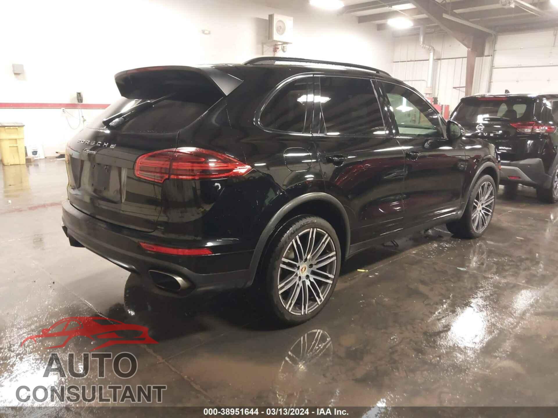 PORSCHE CAYENNE 2016 - WP1AA2A29GLA10708