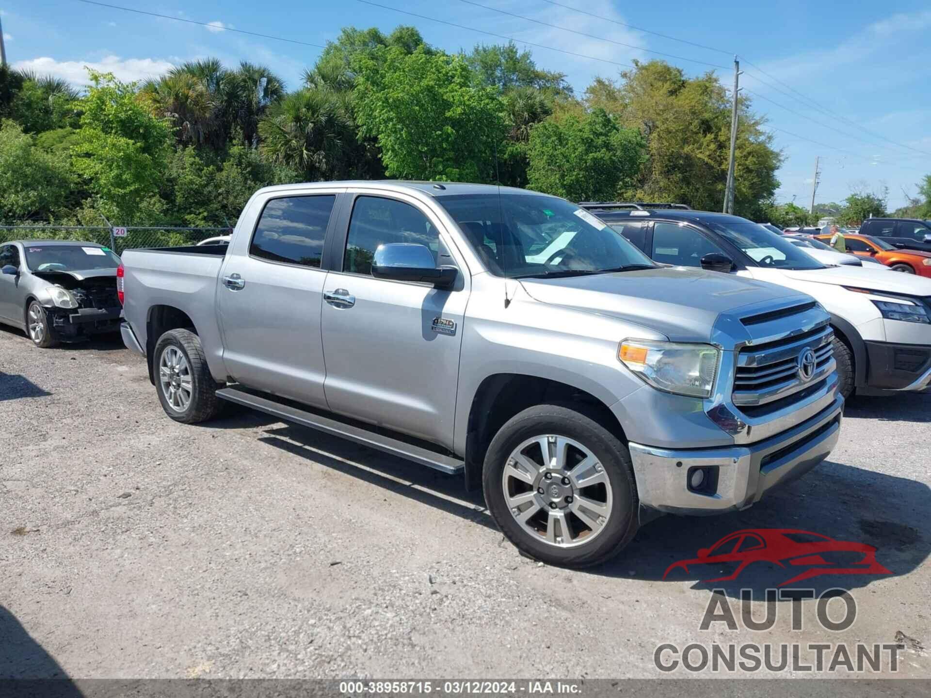 TOYOTA TUNDRA 2017 - 5TFGW5F1XHX223188