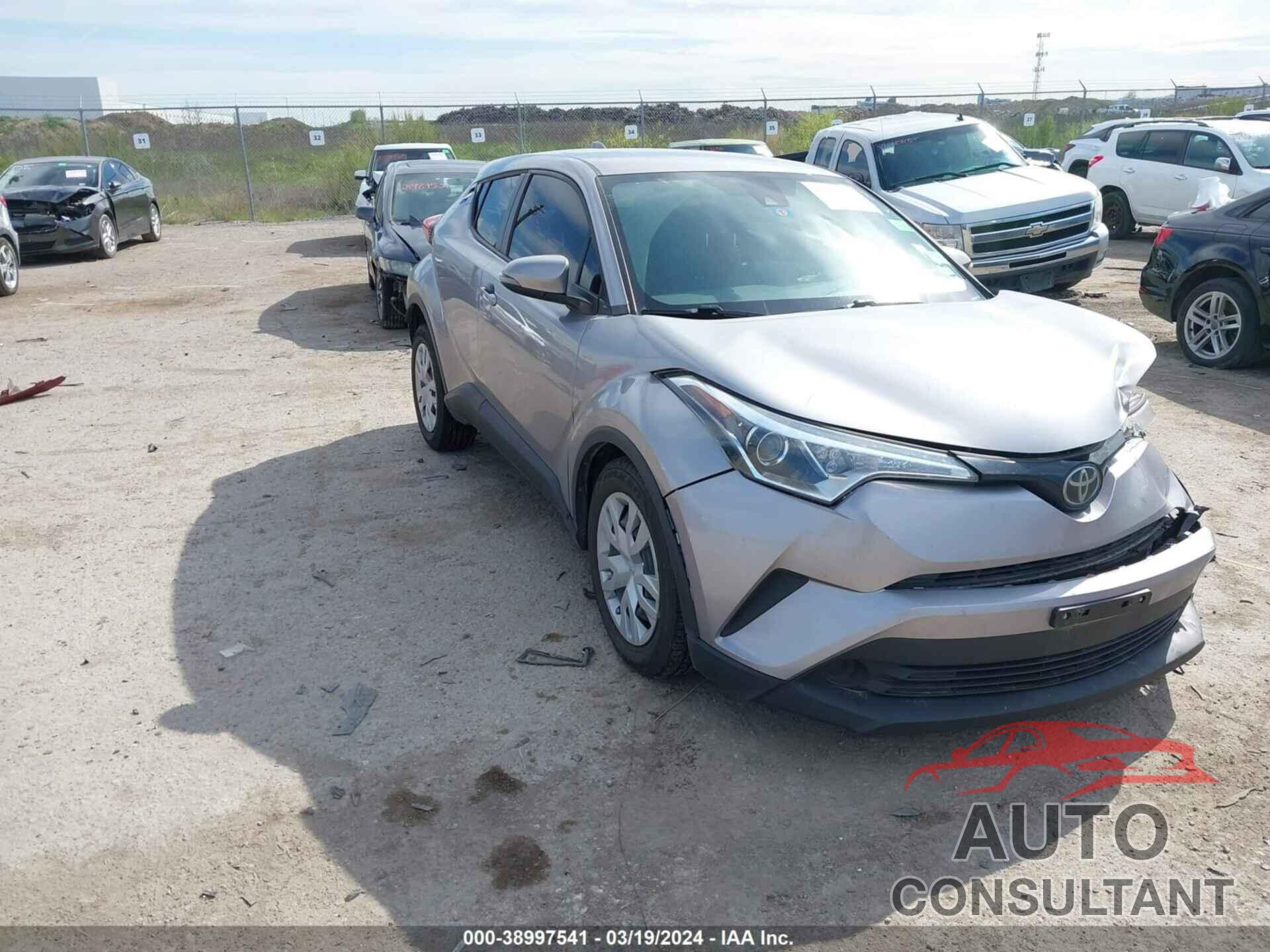 TOYOTA C-HR 2019 - JTNKHMBX0K1056645