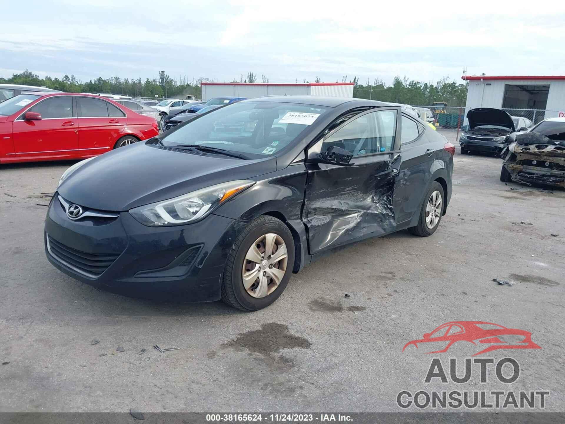 HYUNDAI ELANTRA 2016 - KMHDH4AE7GU530220