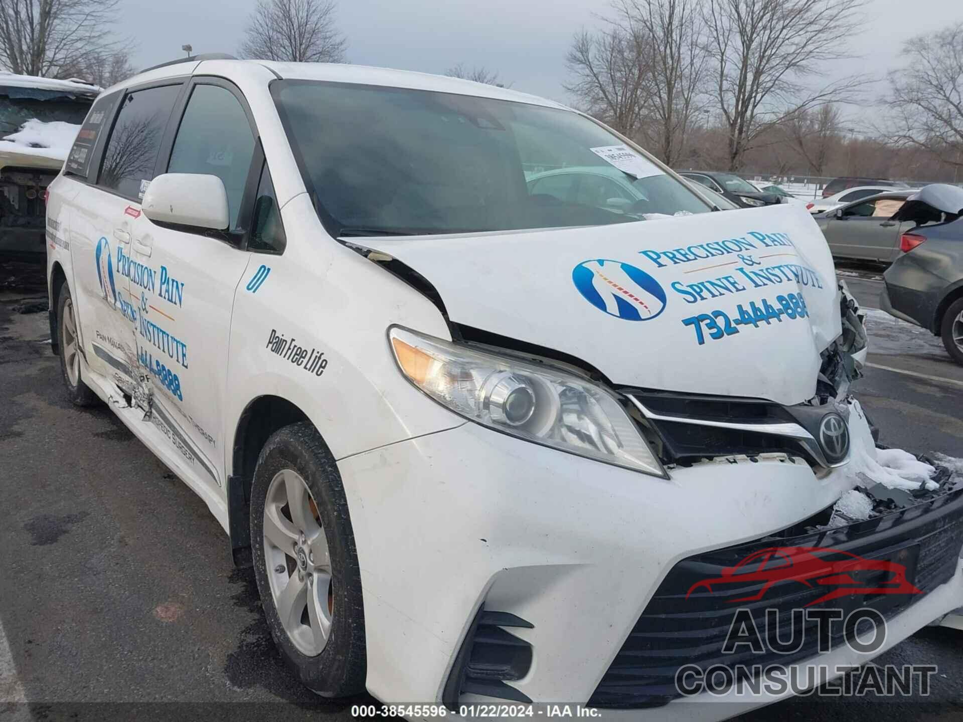 TOYOTA SIENNA 2018 - 5TDKZ3DC6JS916149