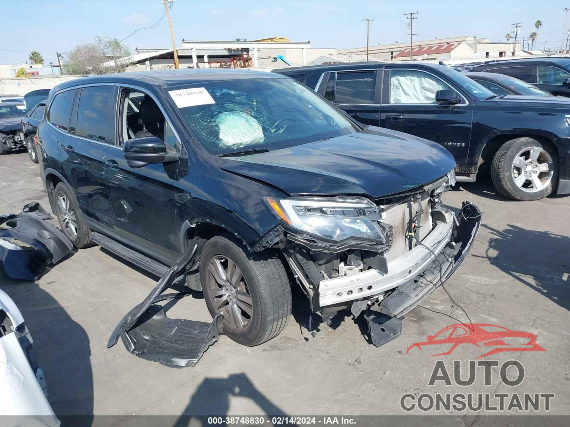 HONDA PILOT 2017 - 5FNYF5H58HB030018