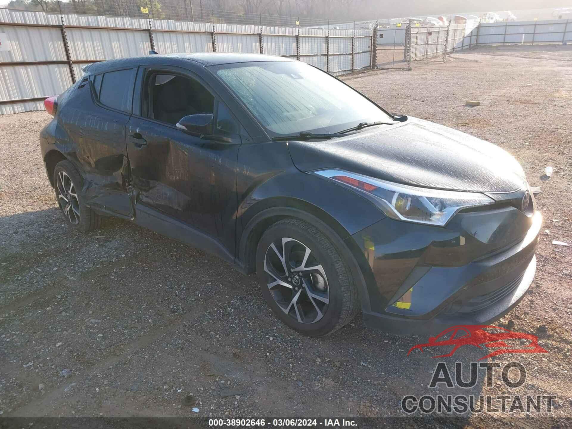 TOYOTA C-HR 2018 - NMTKHMBX4JR015388