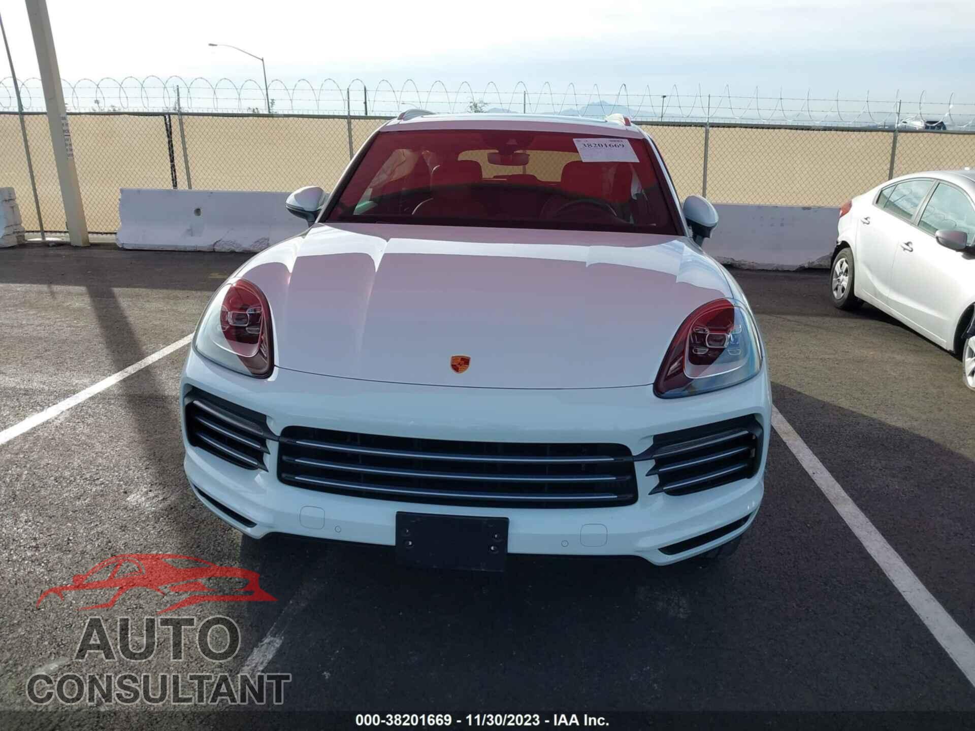PORSCHE CAYENNE 2020 - WP1AA2AY2LDA09067