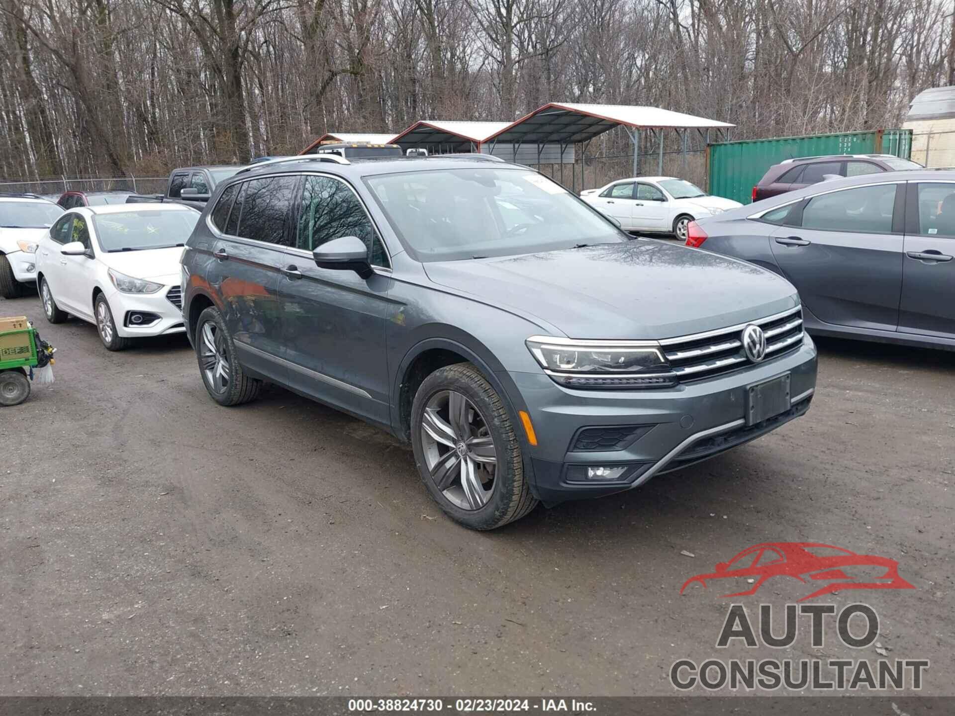 VOLKSWAGEN TIGUAN 2018 - 3VV4B7AX2JM133648