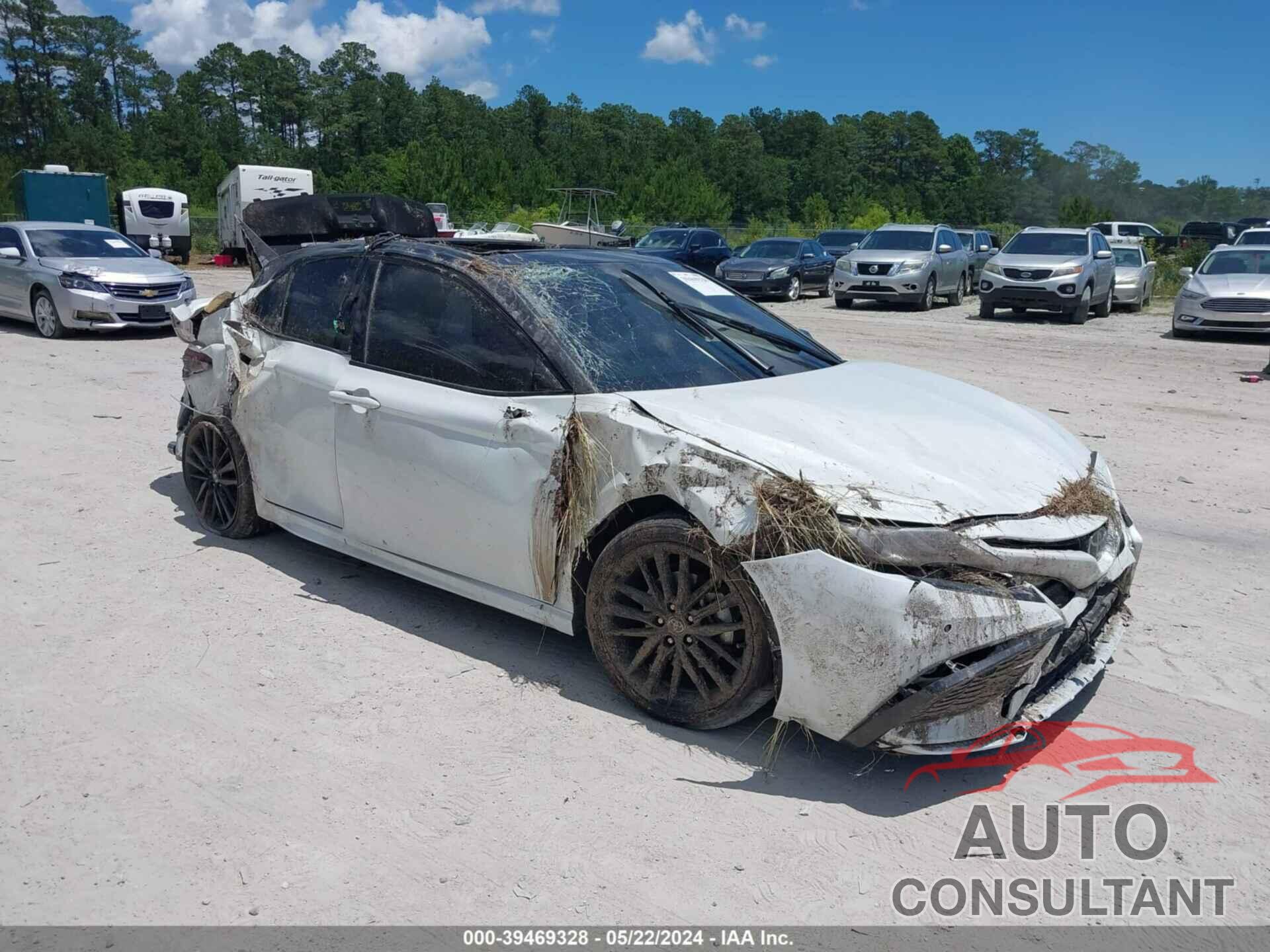 TOYOTA CAMRY 2022 - 4T1K61AK8NU075375