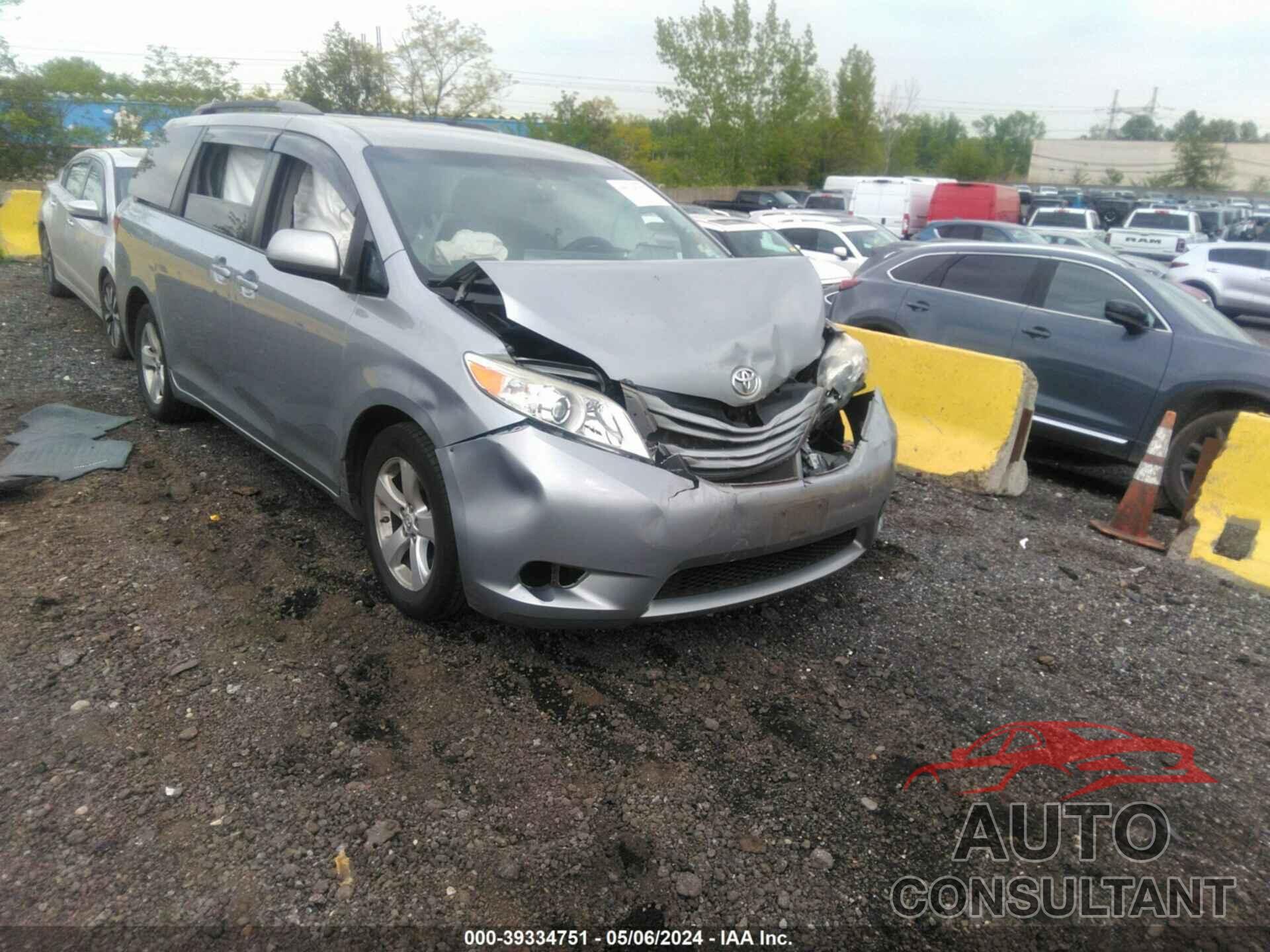 TOYOTA SIENNA 2016 - 5TDKK3DC5GS744550