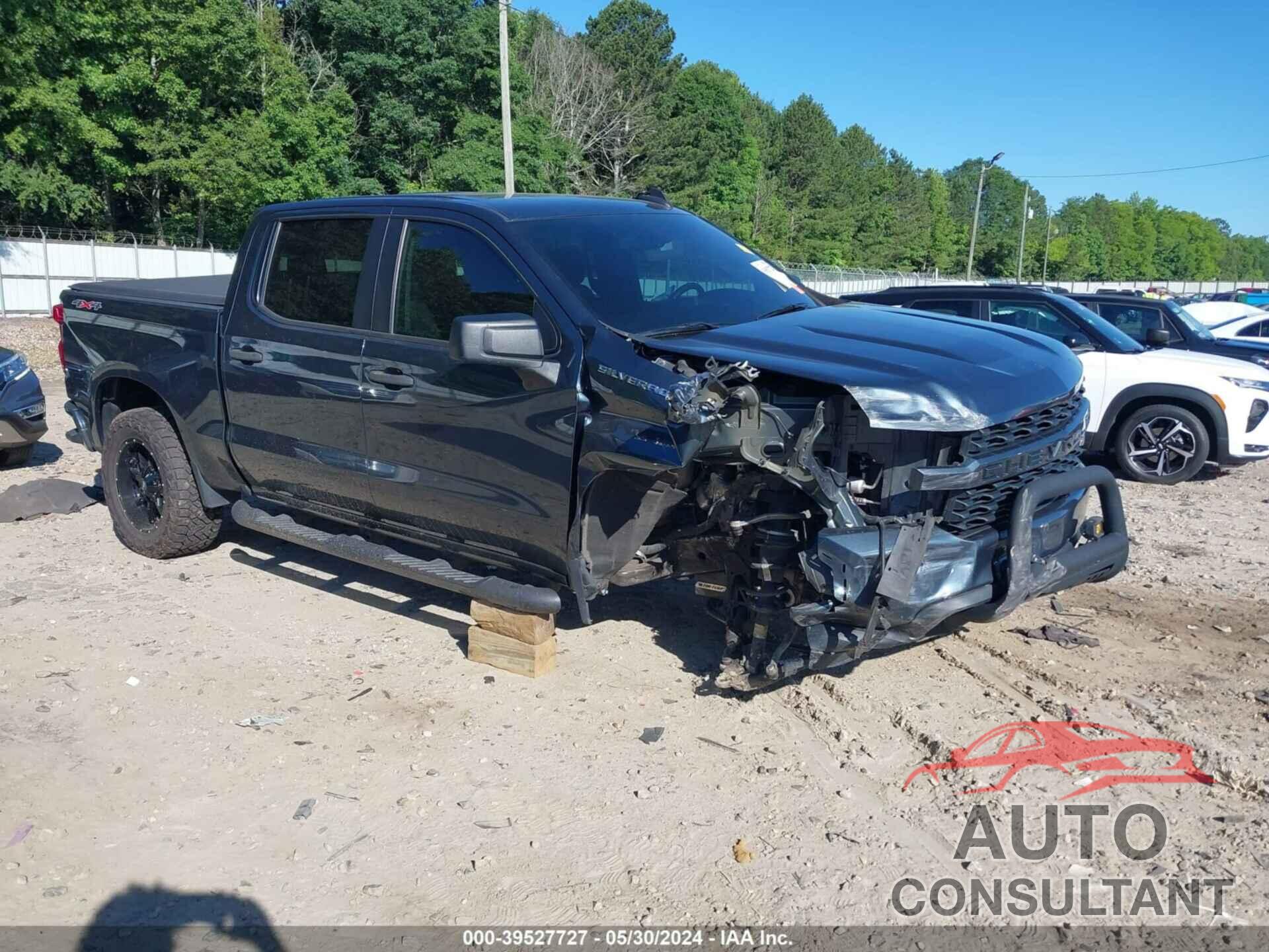 CHEVROLET SILVERADO 1500 2020 - 1GCUYBEF1LZ154557