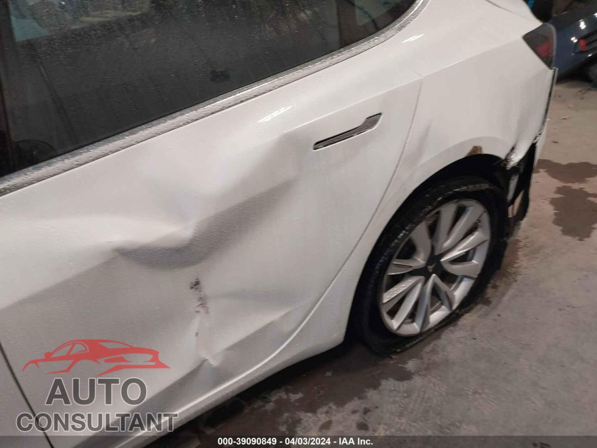 TESLA MODEL 3 2020 - 5YJ3E1EB2LF638447