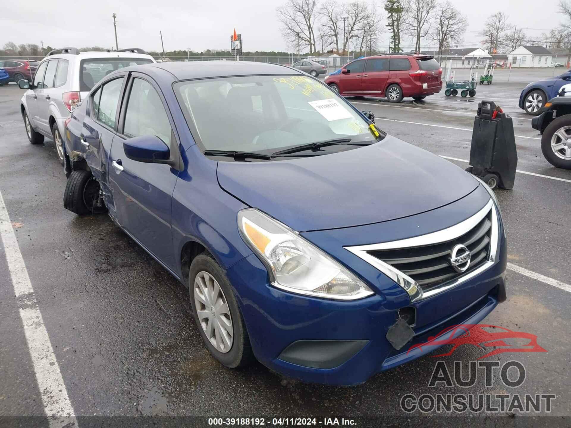 NISSAN VERSA 2019 - 3N1CN7AP7KL820510