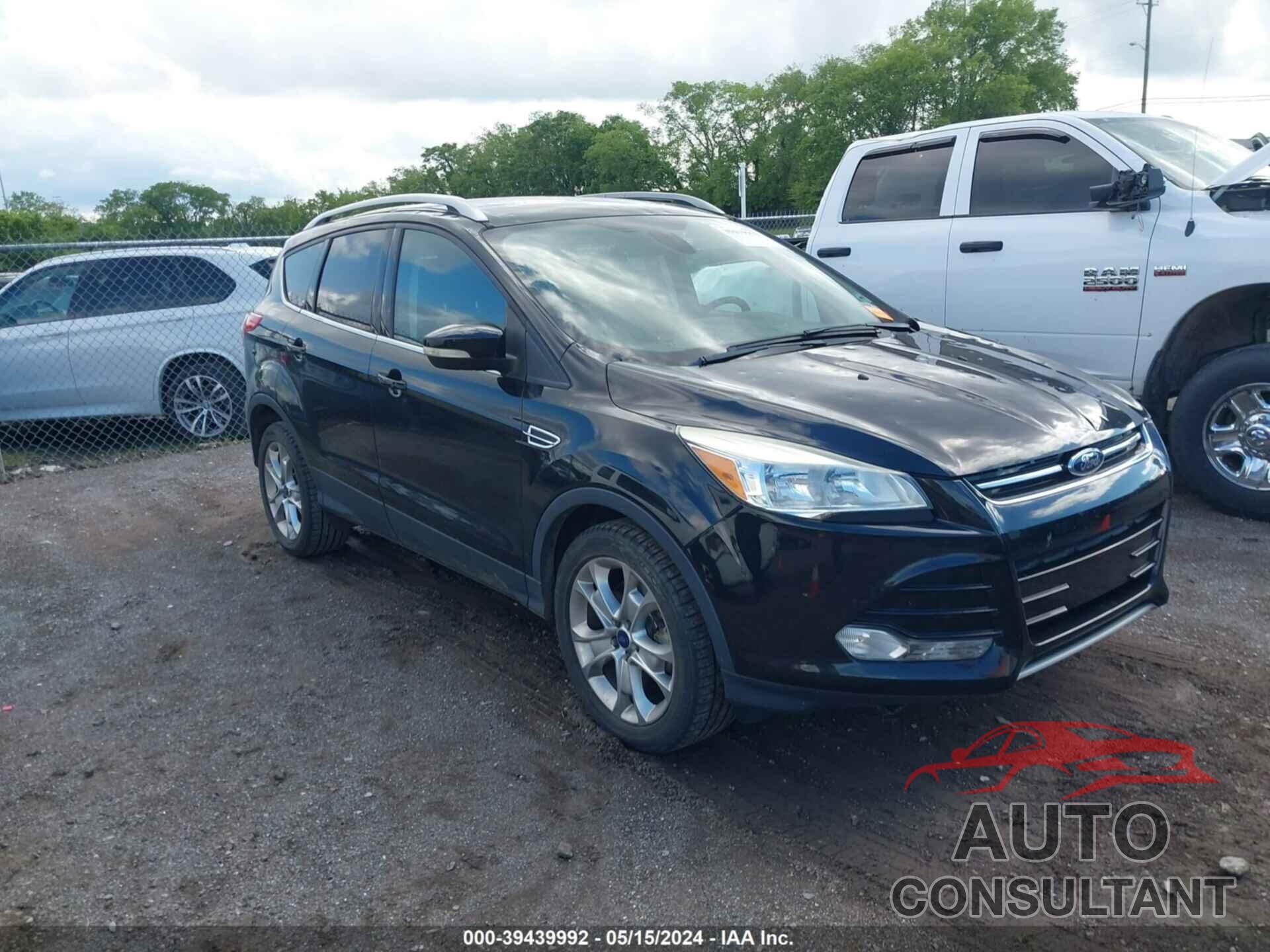 FORD ESCAPE 2016 - 1FMCU0J9XGUC19545