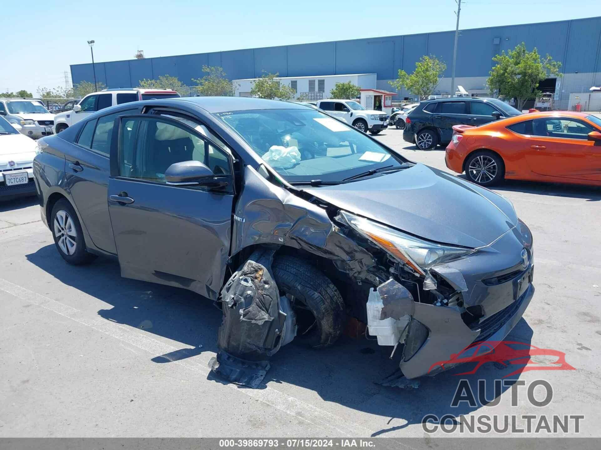 TOYOTA PRIUS 2018 - JTDKBRFU2J3072660