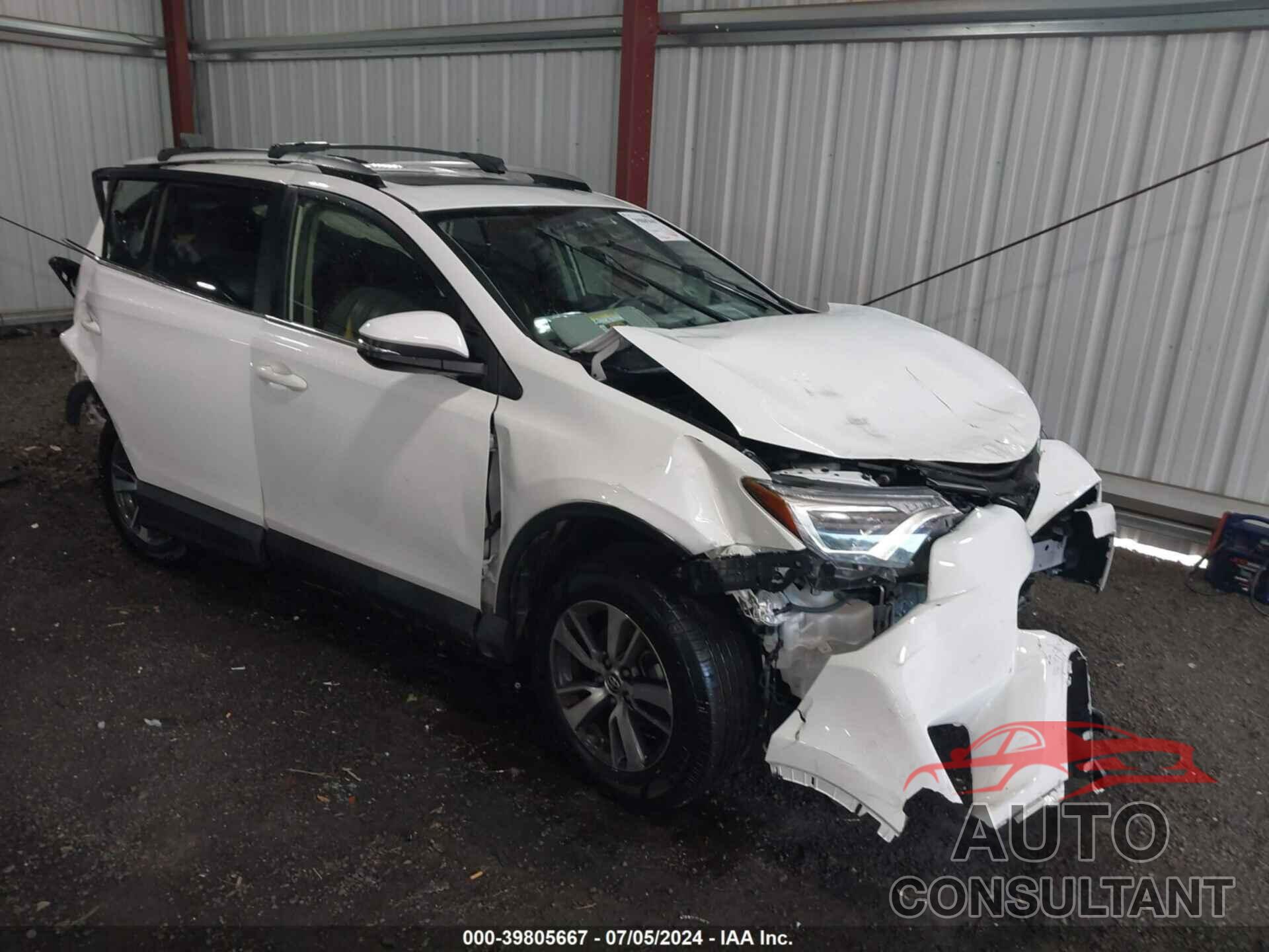 TOYOTA RAV4 2017 - JTMWFREV7HJ718104