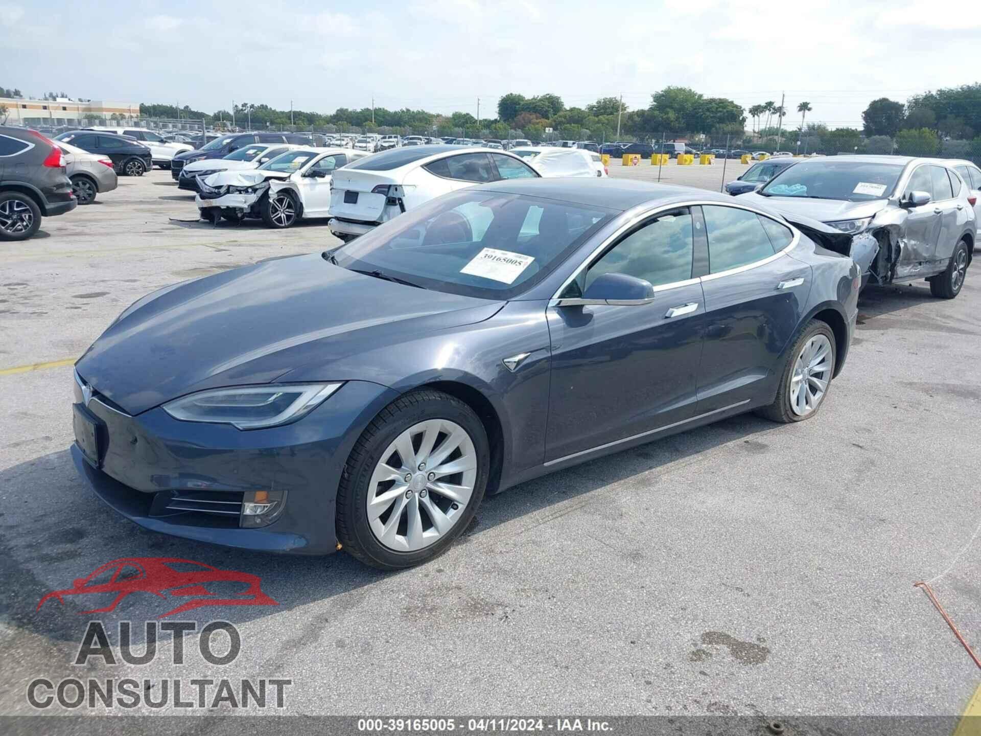 TESLA MODEL S 2019 - 5YJSA1E20KF334409