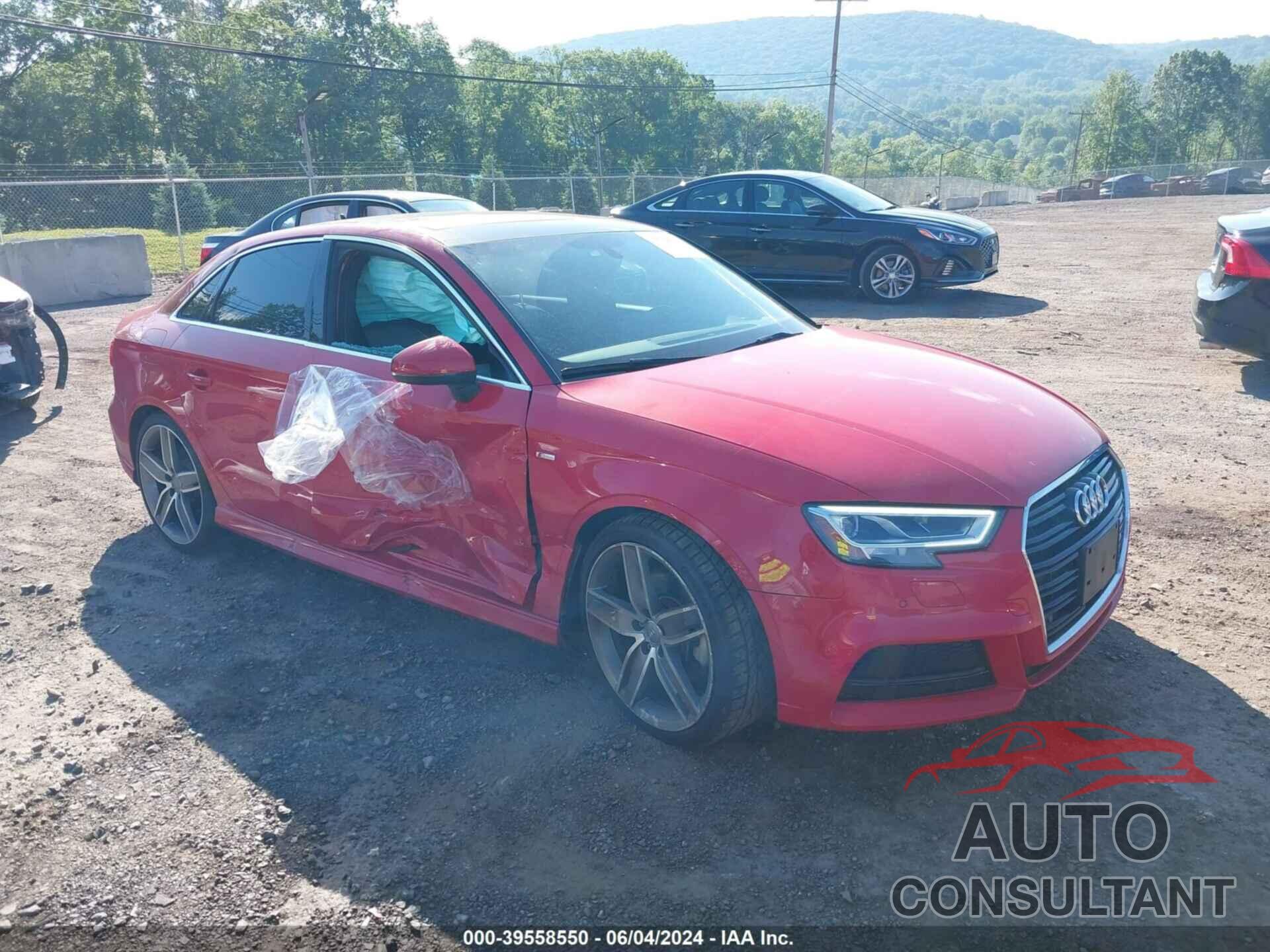 AUDI A3 2019 - WAUGUGFF8K1011555