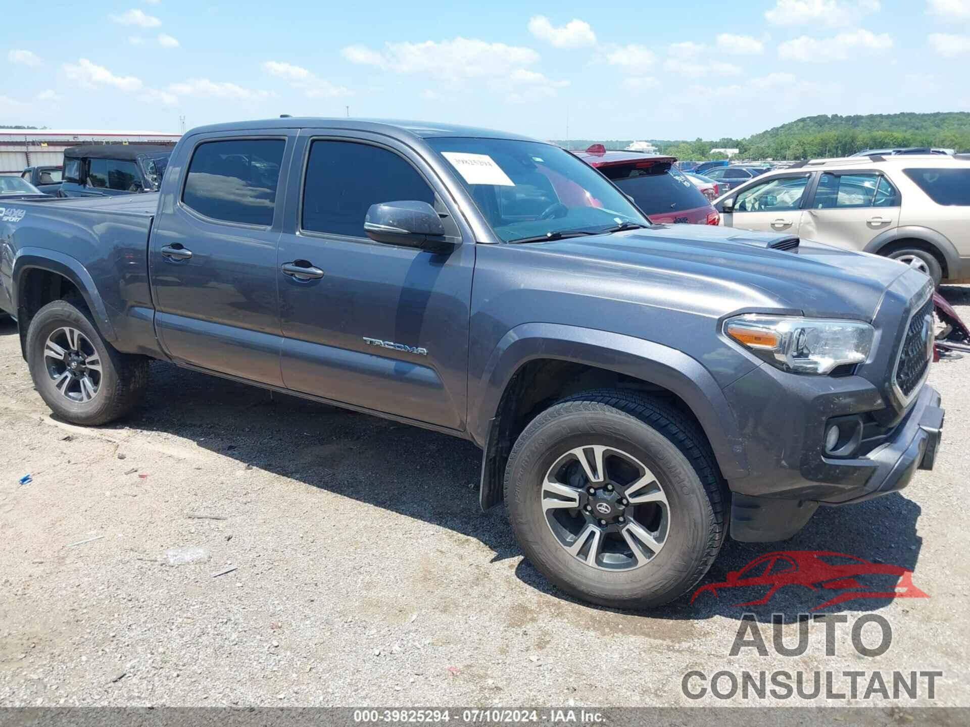 TOYOTA TACOMA 2018 - 5TFDZ5BN7JX030179