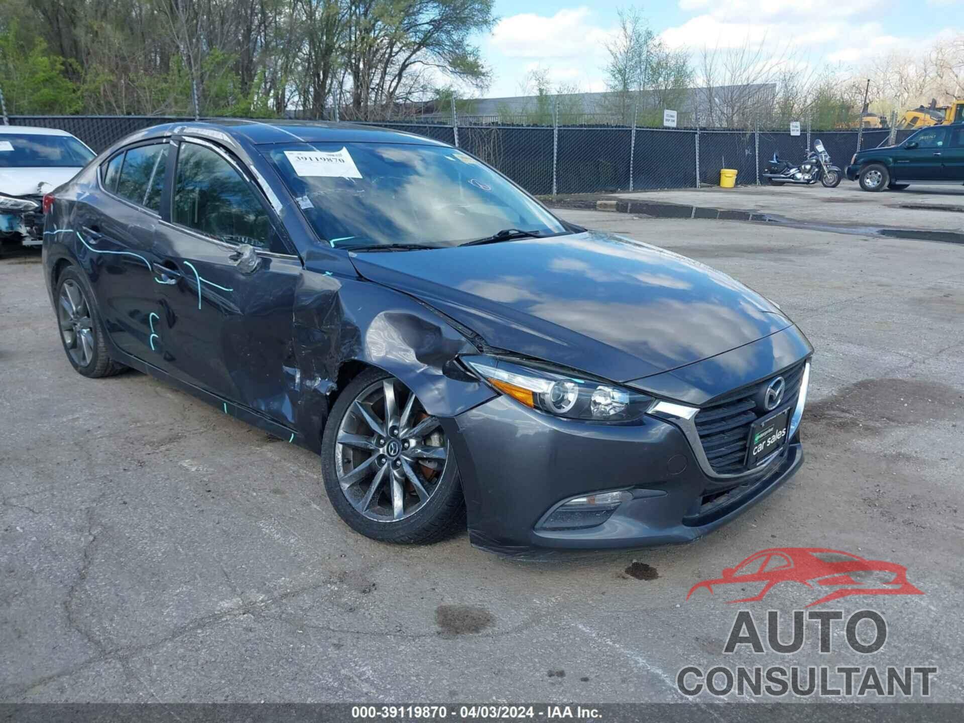 MAZDA MAZDA3 2018 - 3MZBN1V35JM258657