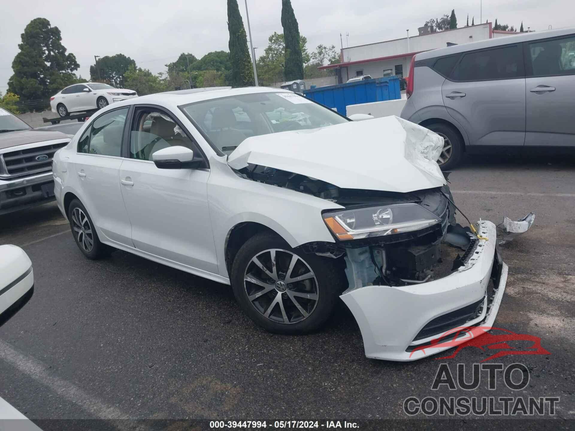 VOLKSWAGEN JETTA 2017 - 3VWDB7AJ7HM313287