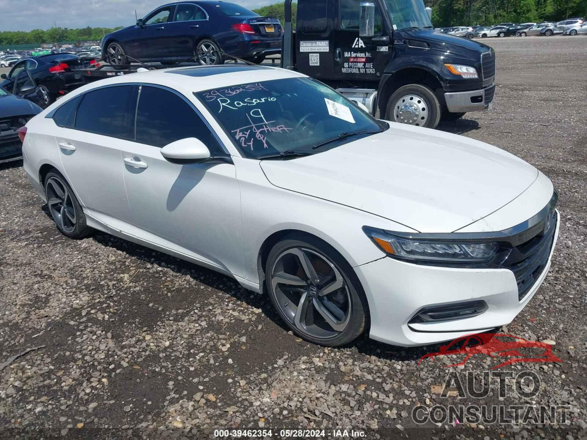 HONDA ACCORD 2019 - 1HGCV2F32KA009986