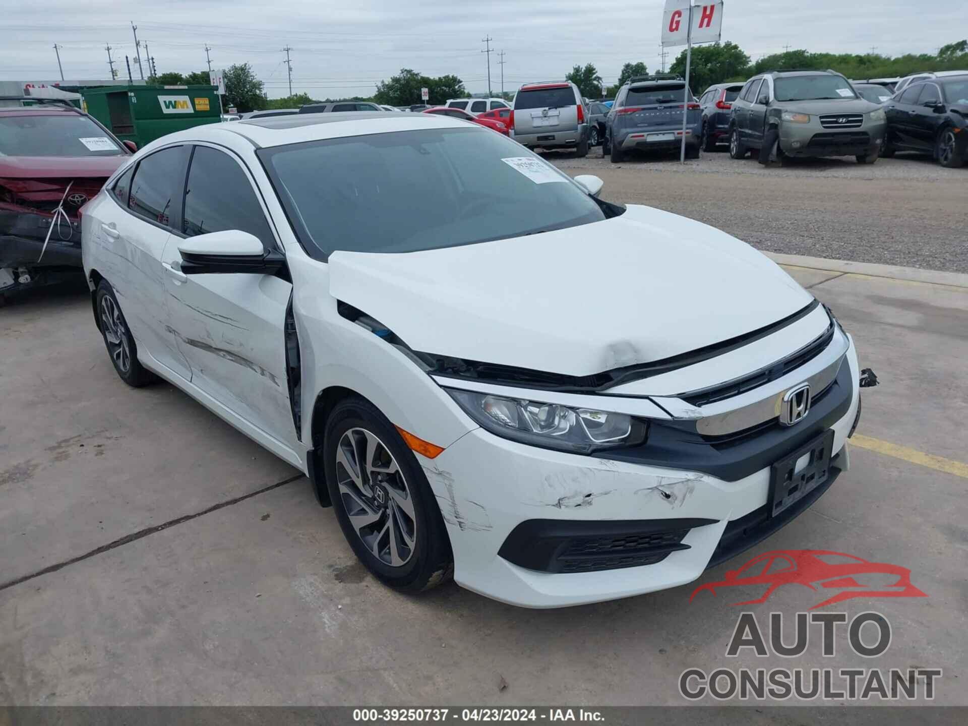 HONDA CIVIC 2018 - 2HGFC2F76JH504715