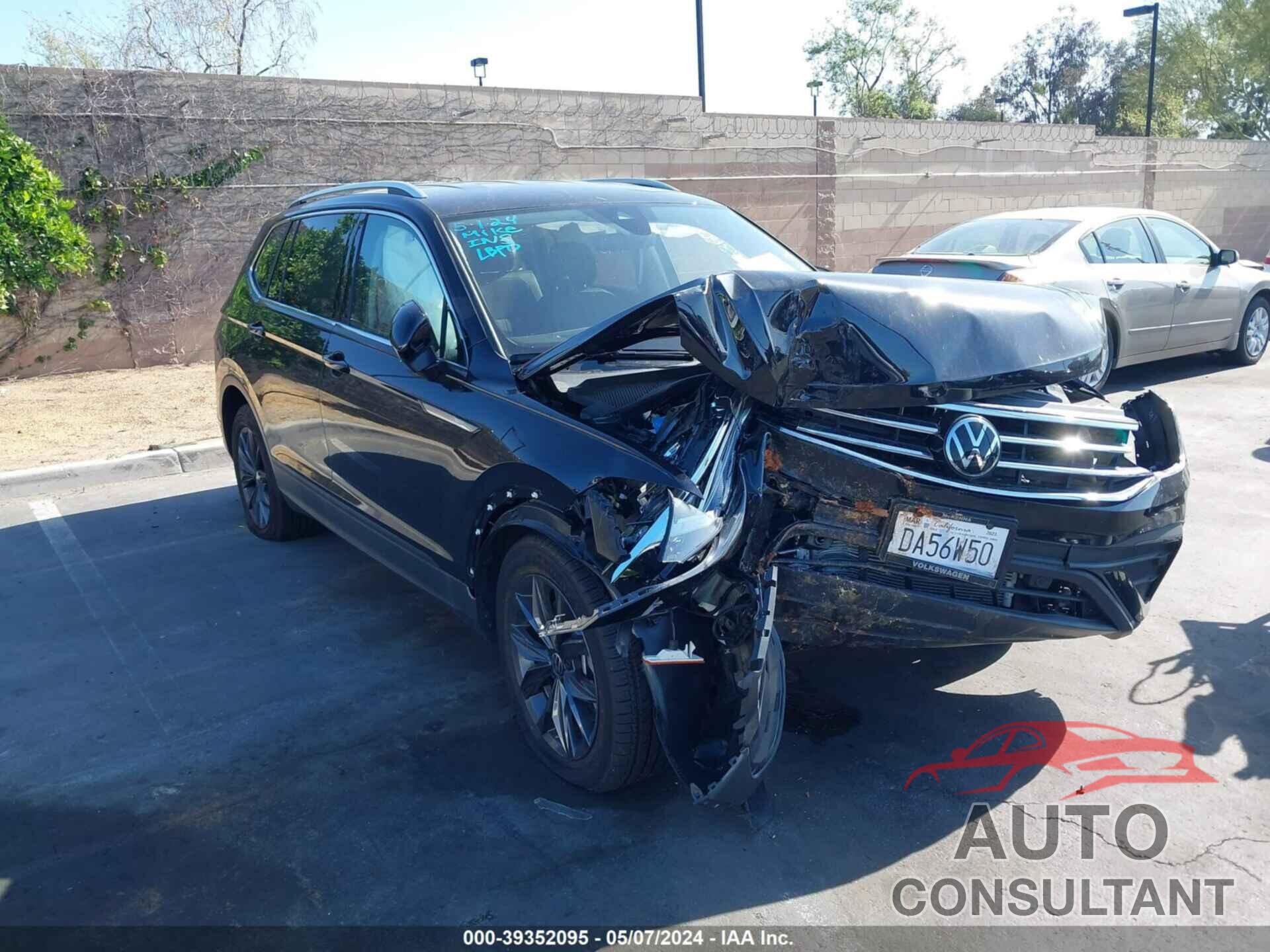 VOLKSWAGEN TIGUAN 2023 - 3VV3B7AX4PM120212