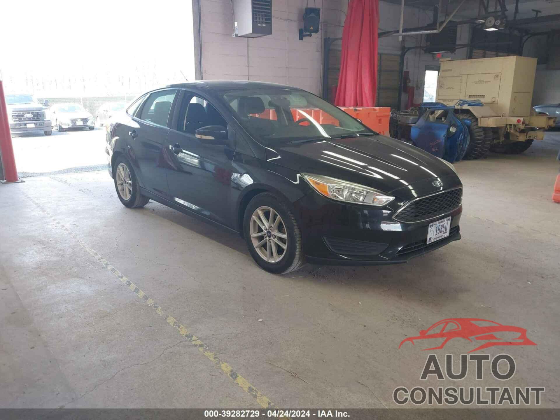 FORD FOCUS 2017 - 1FADP3F23HL292122