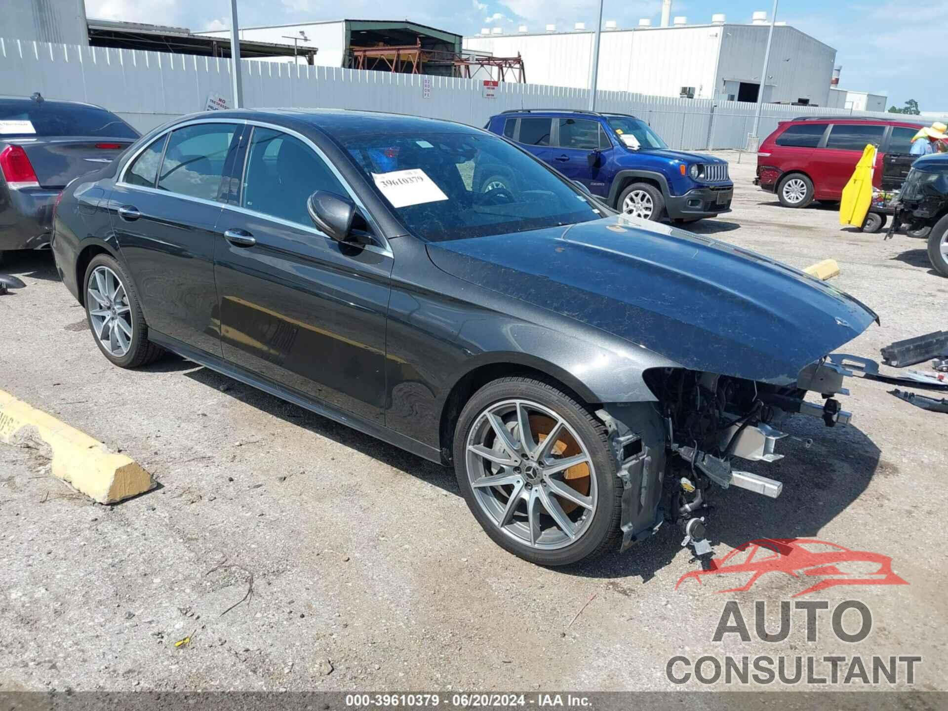 MERCEDES-BENZ E 350 2022 - W1KZF8DB0NB085276