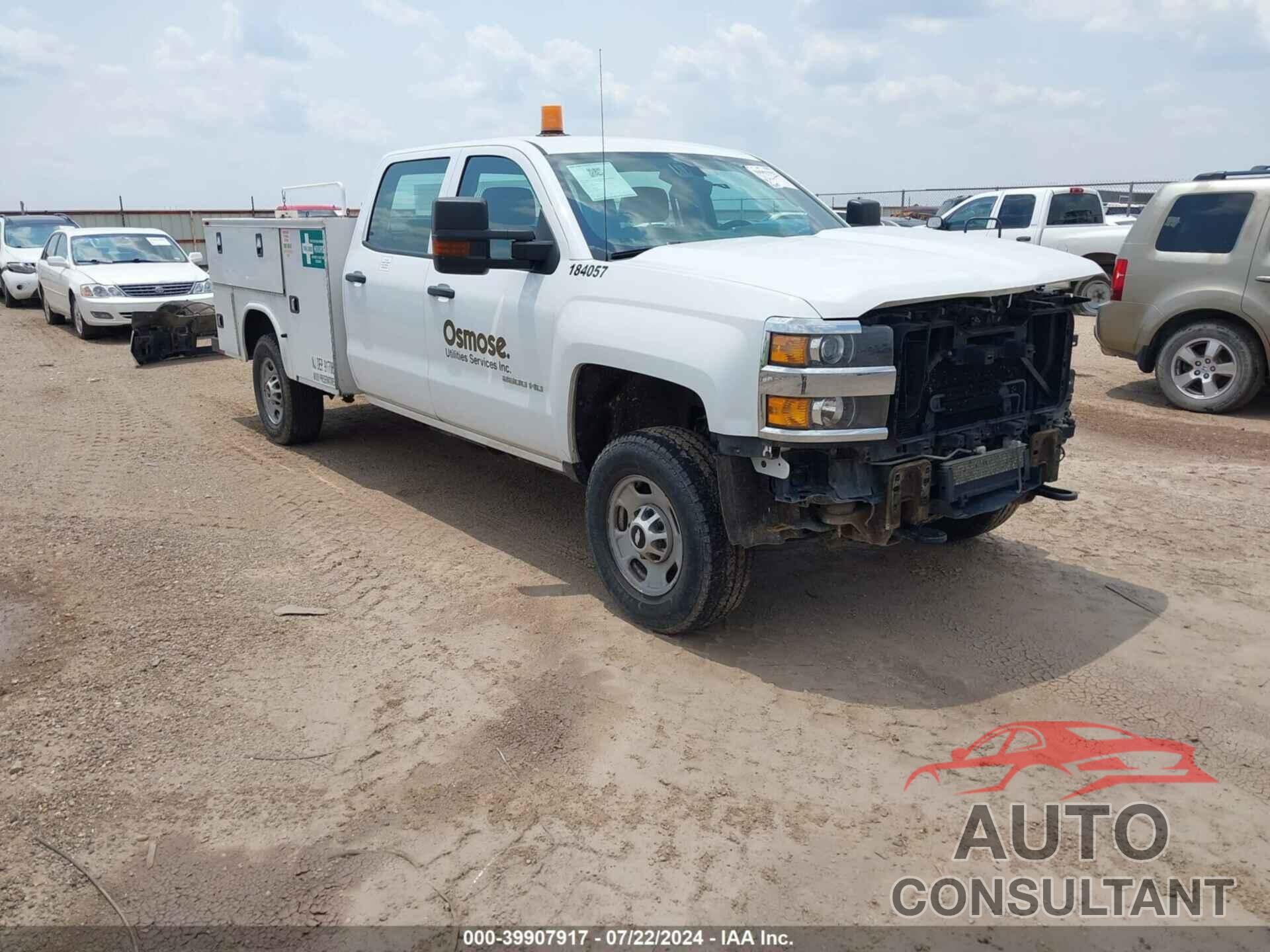 CHEVROLET SILVERADO 2500HD 2018 - 1GB1KUEG5JF254575