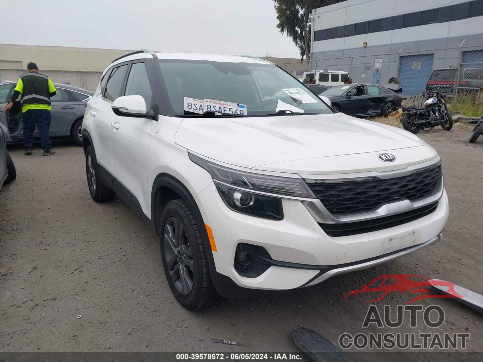 KIA SELTOS 2021 - KNDEU2AA1M7110615