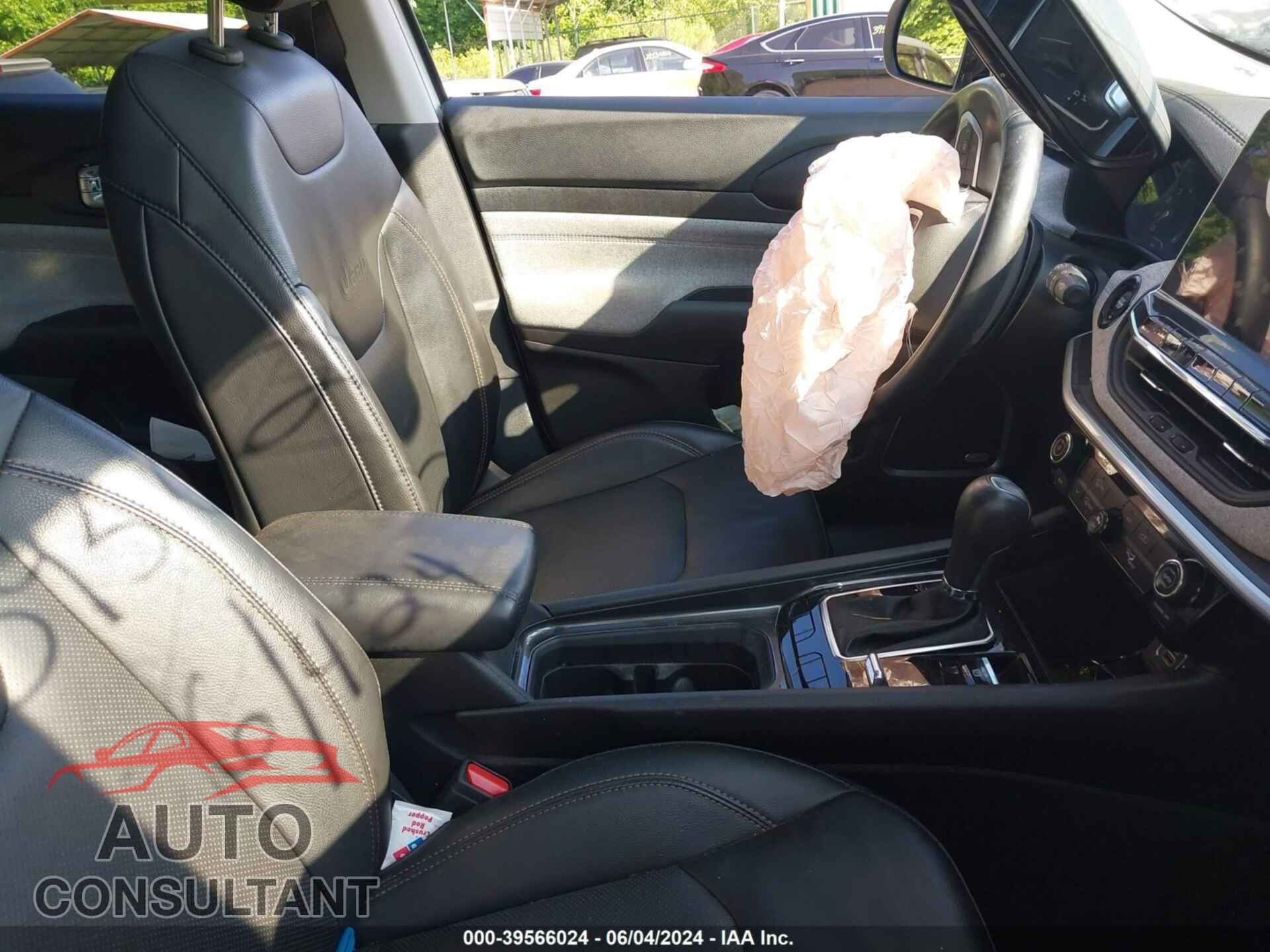 JEEP COMPASS 2022 - 3C4NJDFB6NT181215