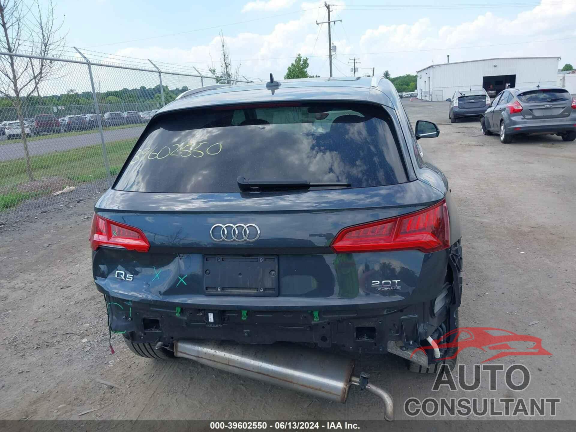 AUDI Q5 2018 - WA1BNAFY6J2038992