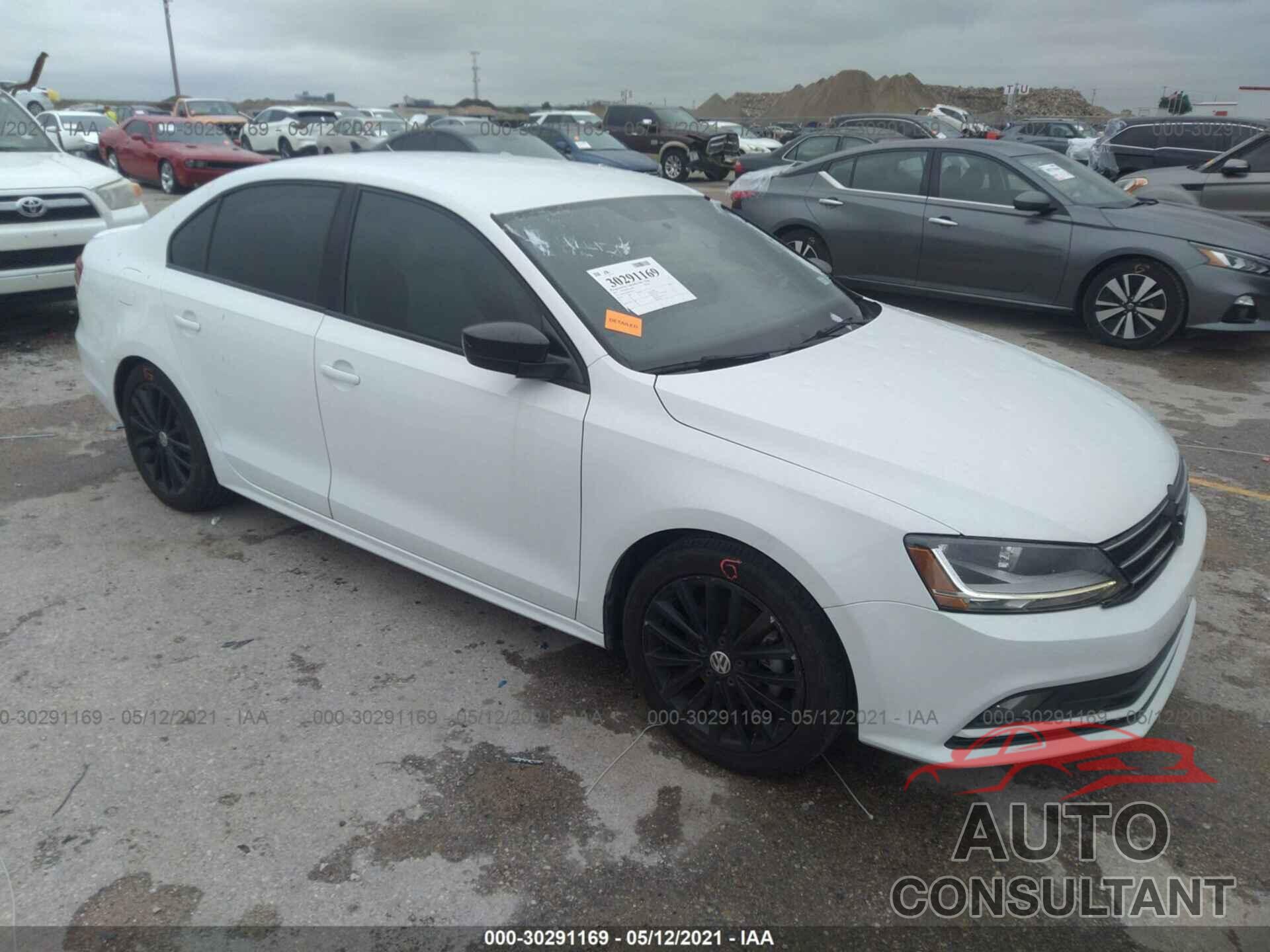 VOLKSWAGEN JETTA 2017 - 3VWD17AJ8HM302771