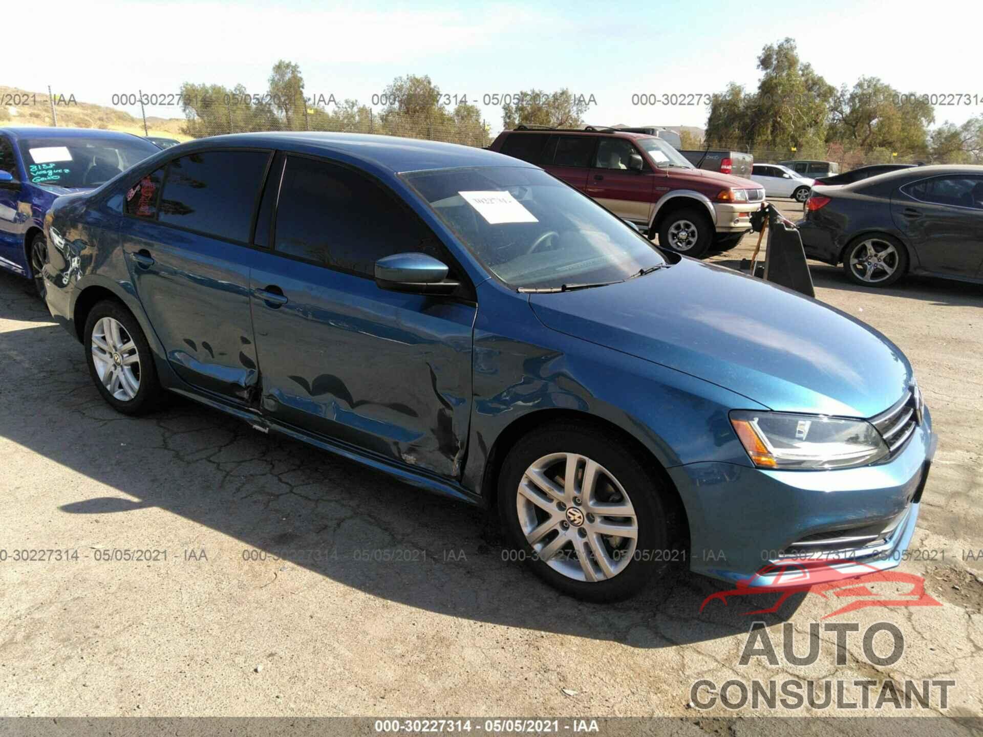 VOLKSWAGEN JETTA 2018 - 3VW2B7AJ6JM243567