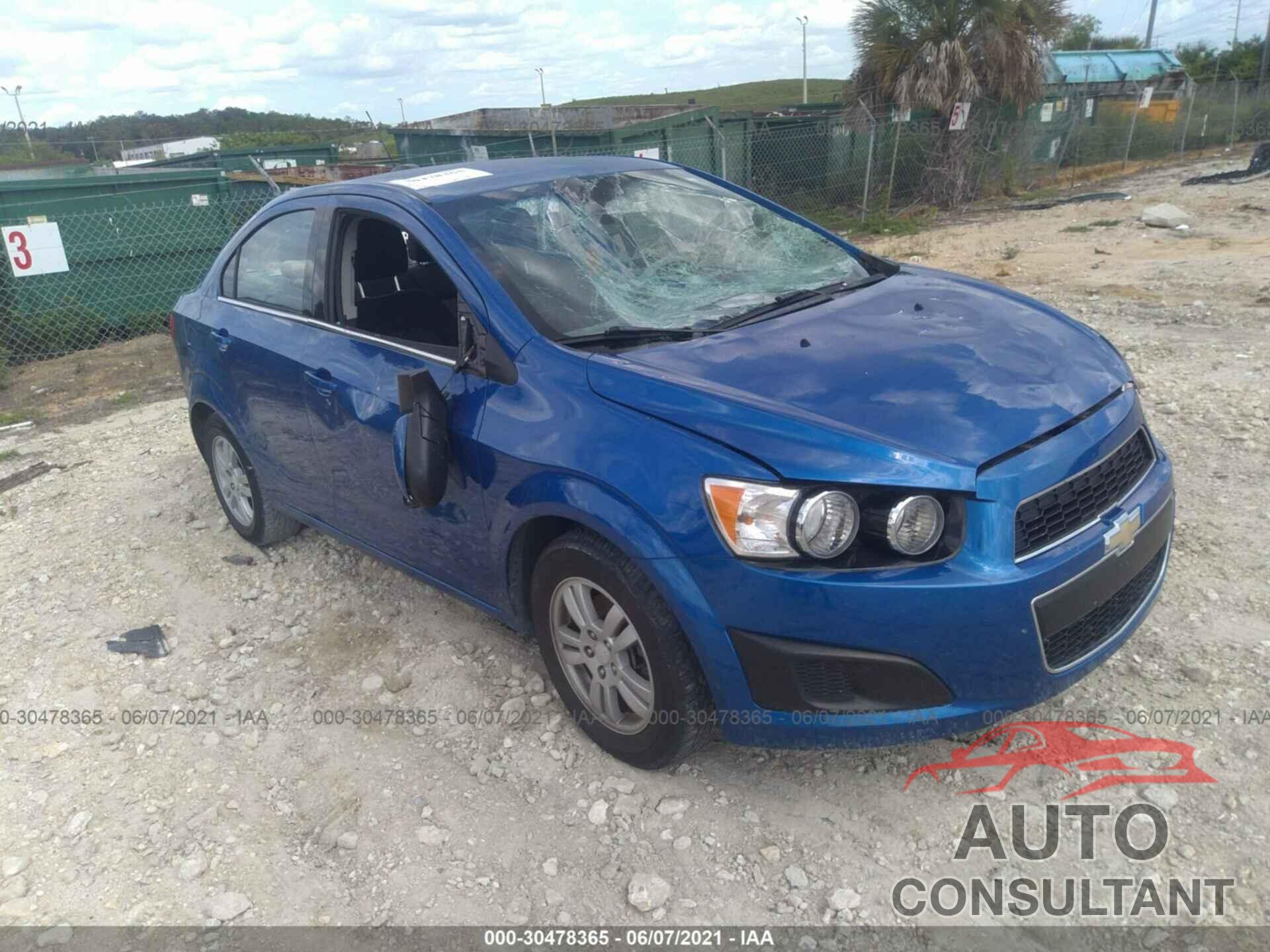 CHEVROLET SONIC 2016 - 1G1JC5SHXG4149426