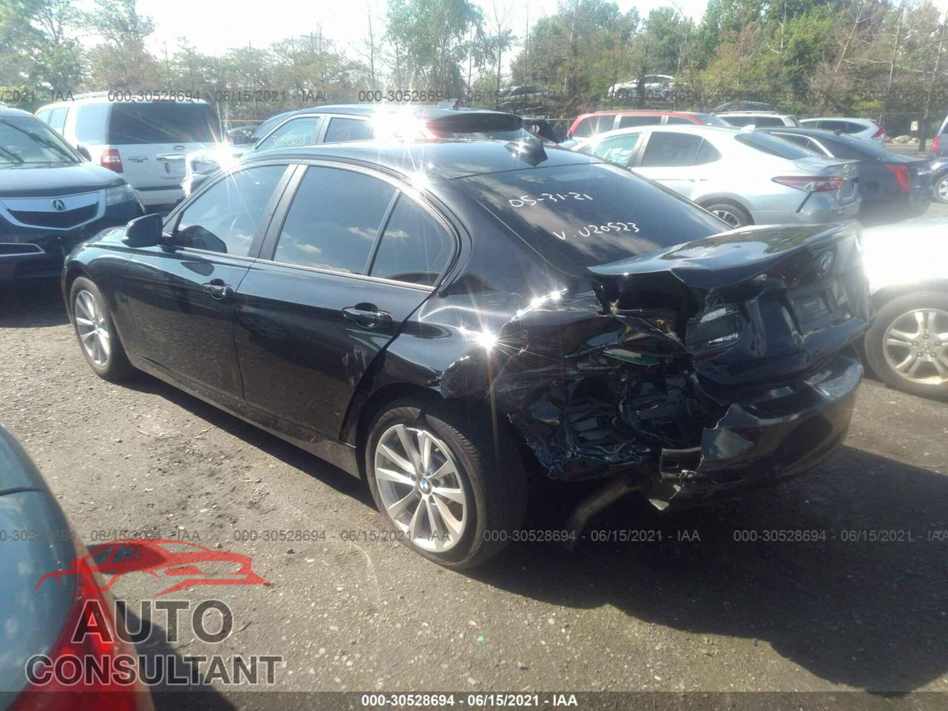 BMW 3 SERIES 2016 - WBA8E5G58GNU20523