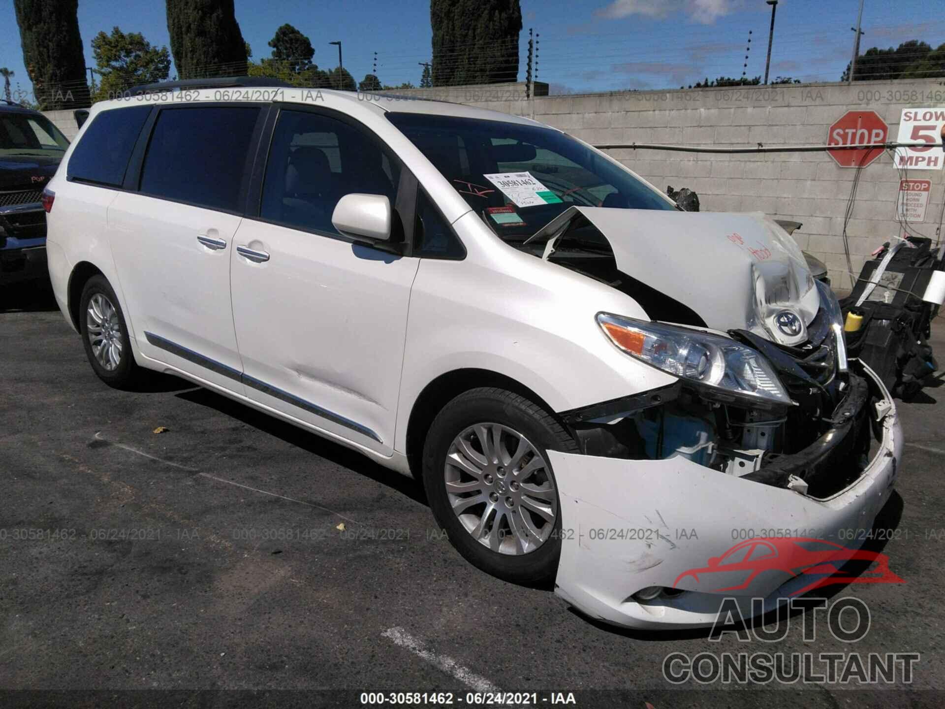 TOYOTA SIENNA 2016 - 5TDYK3DC3GS712867