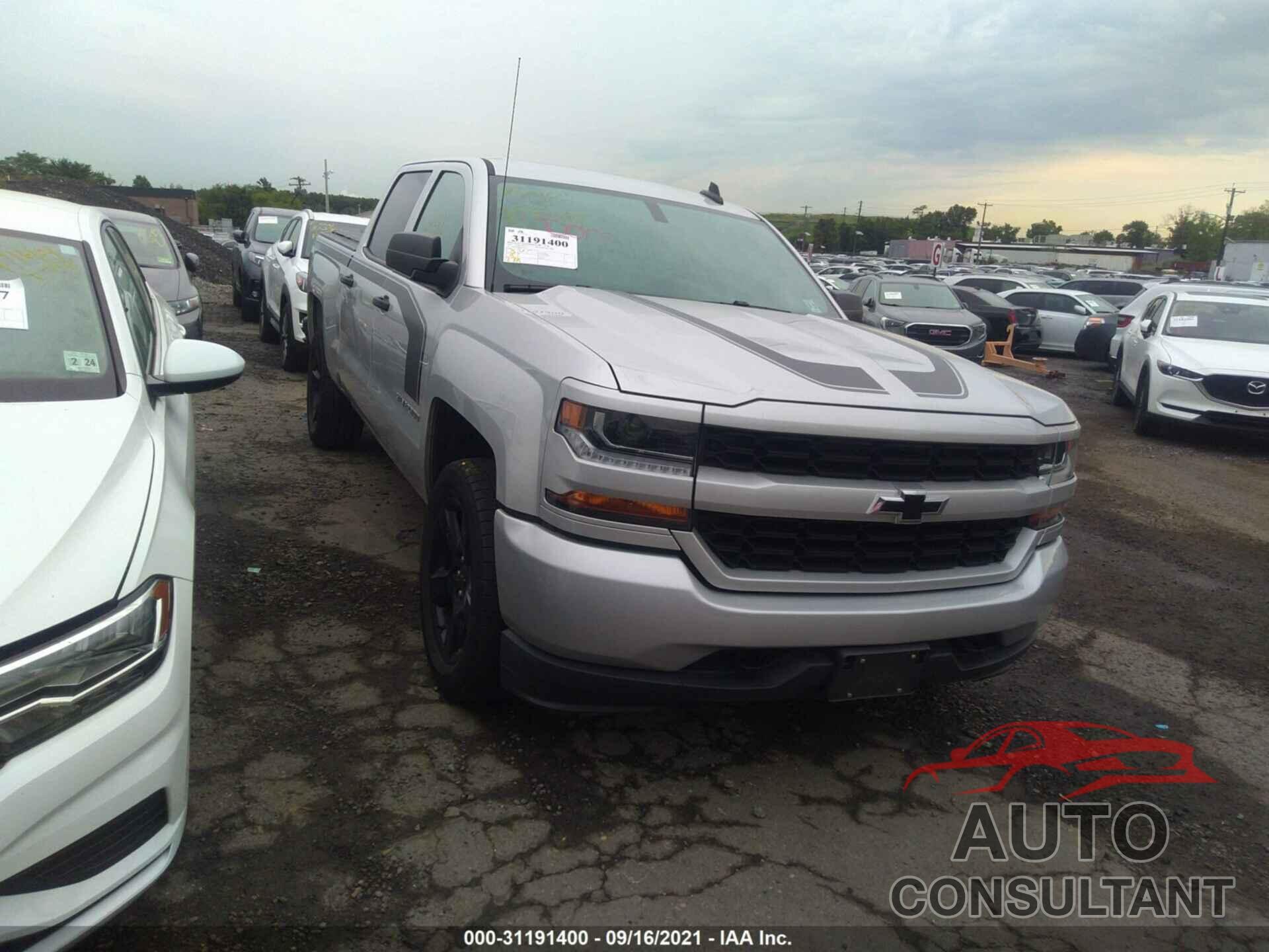 CHEVROLET SILVERADO 1500 2018 - 3GCUKPEH9JG285118