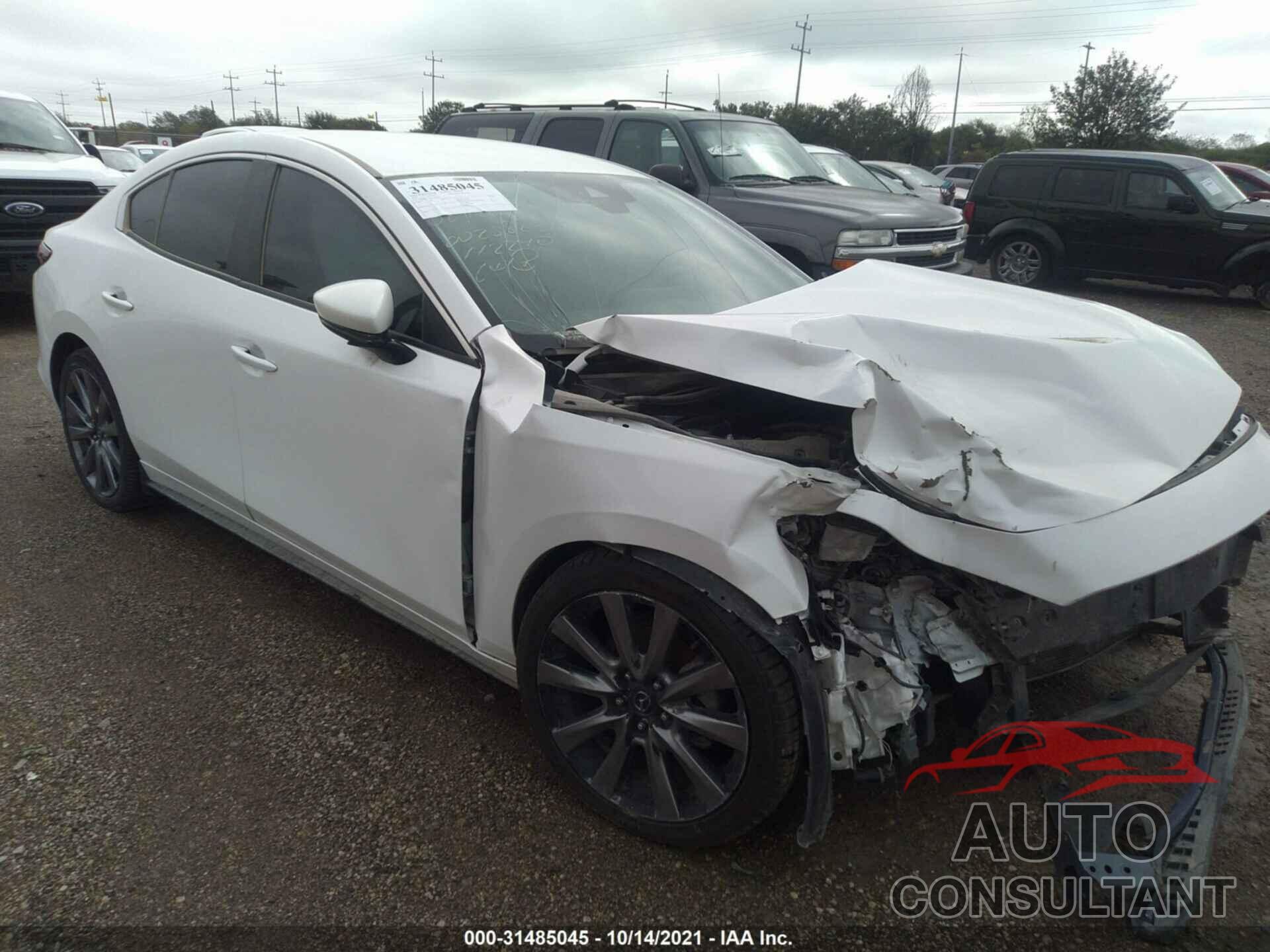 MAZDA MAZDA3 SEDAN 2019 - JM1BPACL1K1112240