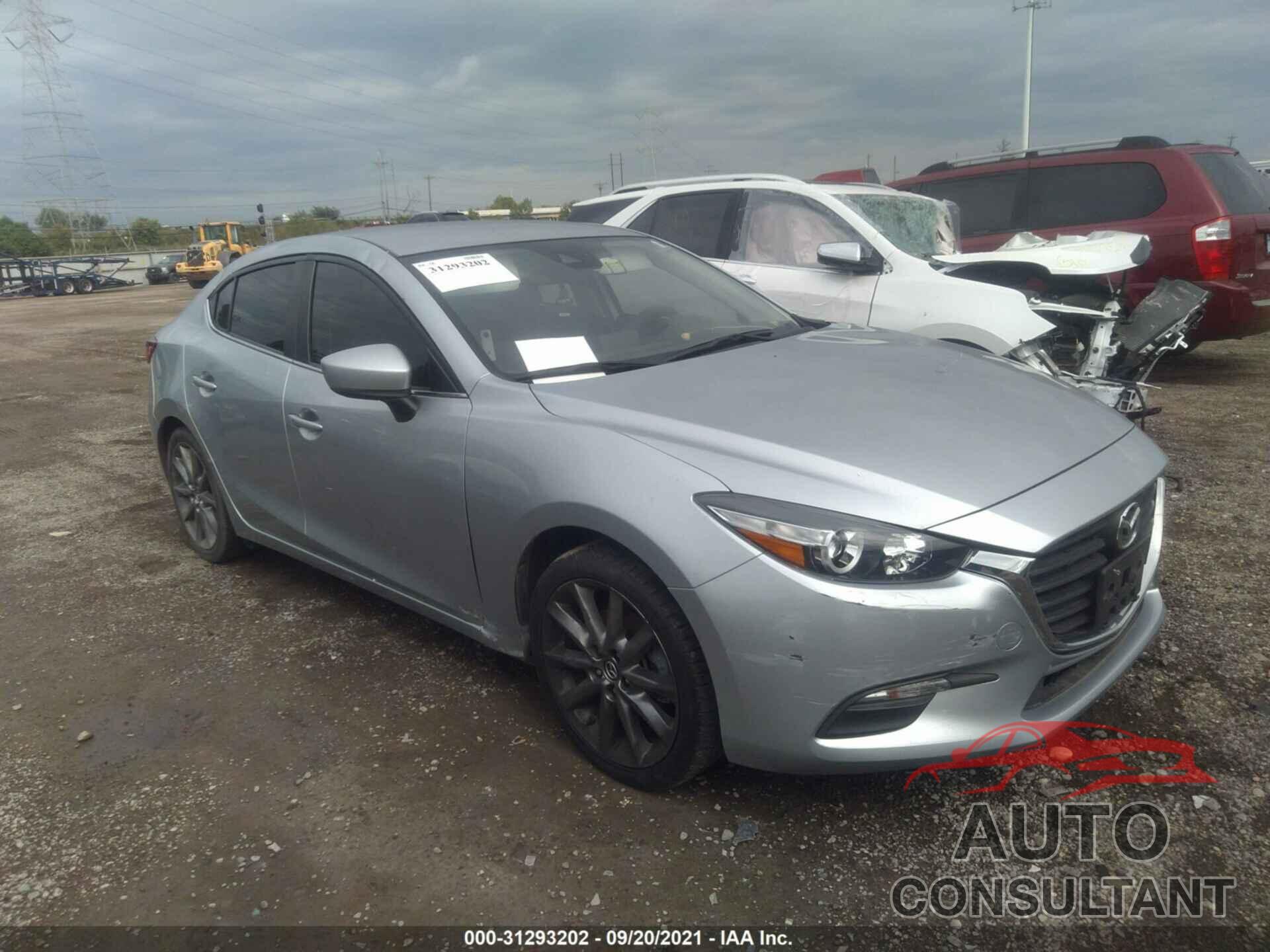 MAZDA MAZDA3 4-DOOR 2018 - 3MZBN1V31JM176991