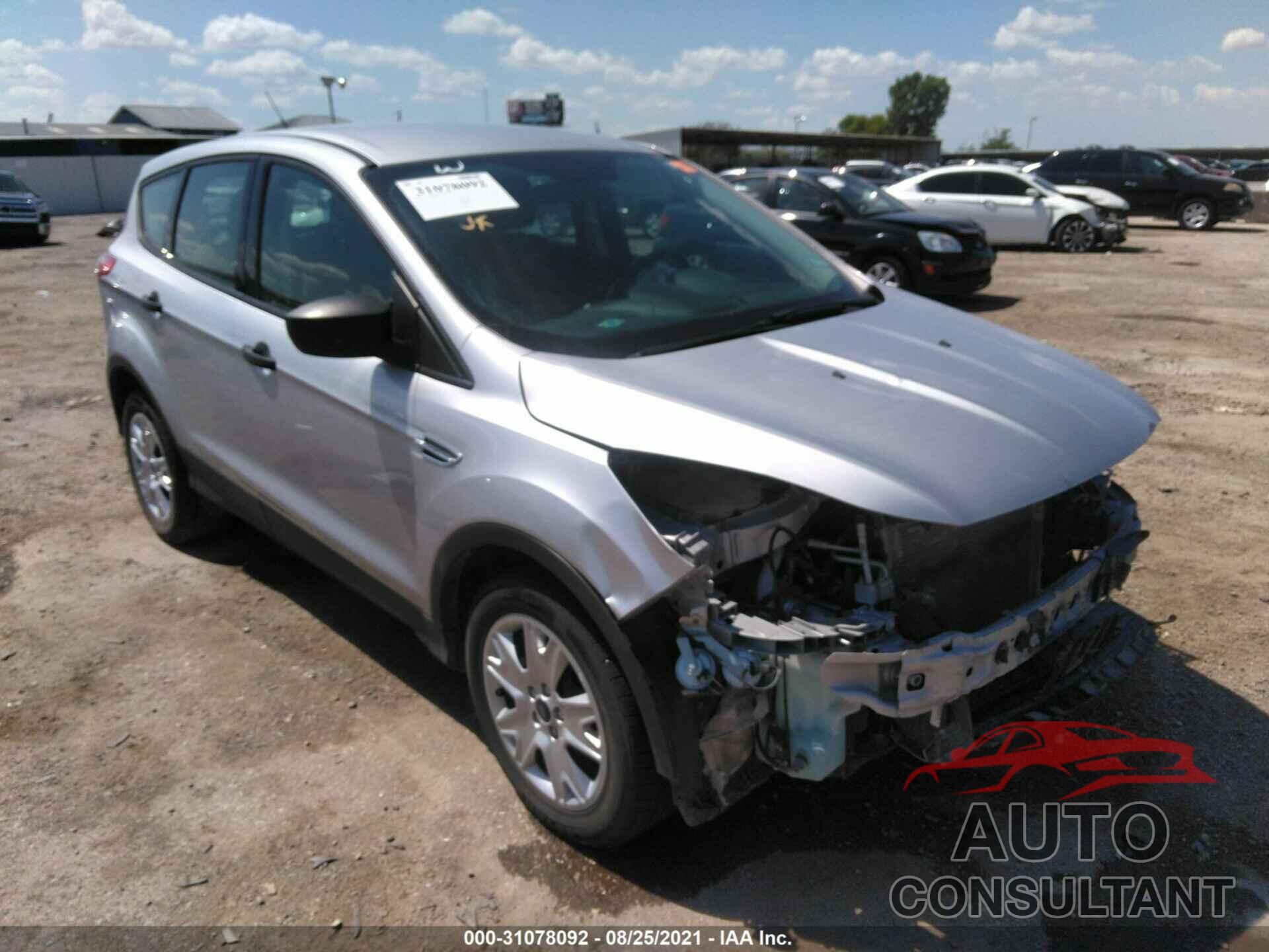 FORD ESCAPE 2016 - 1FMCU0F76GUB36881