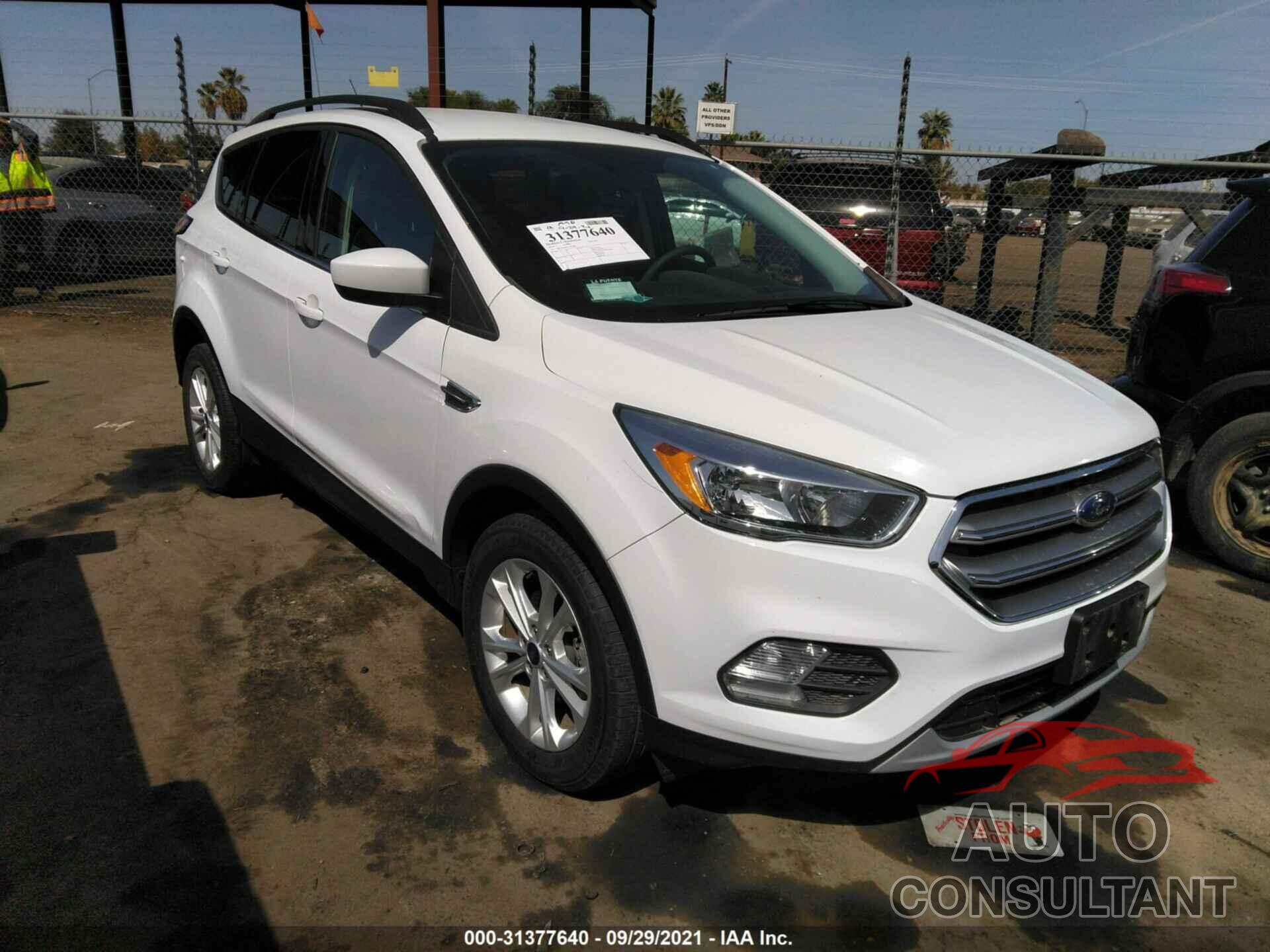 FORD ESCAPE 2018 - 1FMCU0GD3JUA43988