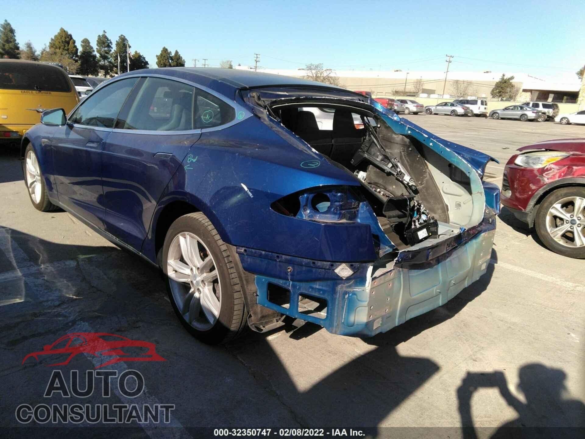 TESLA MODEL S 2016 - 5YJSA1E27GF123327
