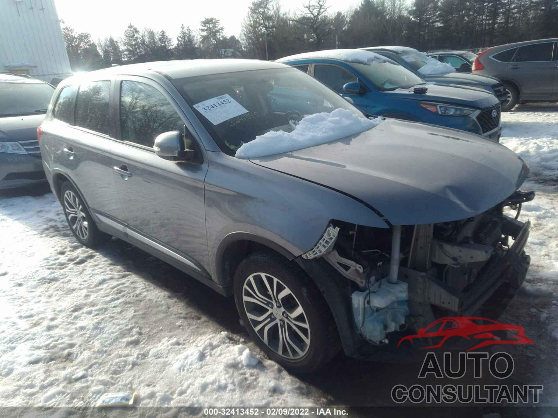 MITSUBISHI OUTLANDER 2017 - JA4AZ3A38HZ015593